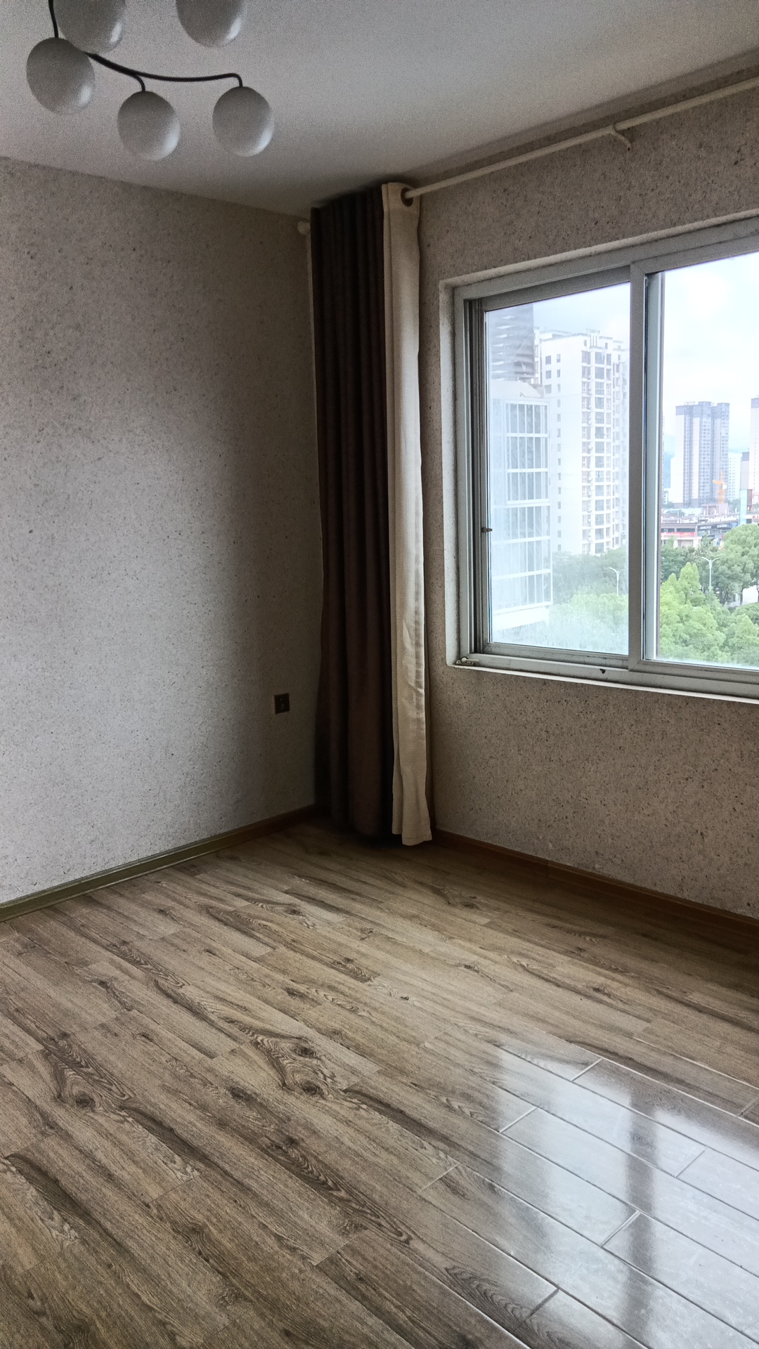 都市金苑  3室2厅2卫    1500.0元/月 都市金苑  3室2厅2卫    1500.0元/月室内图