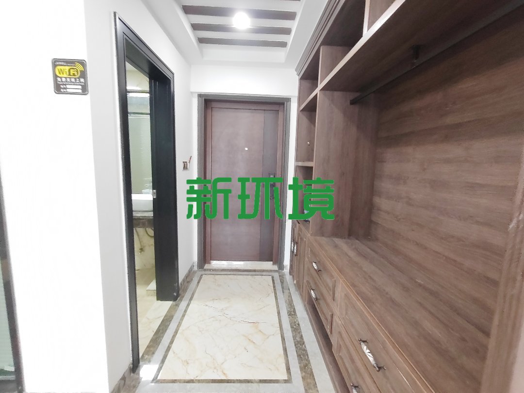 东方曼哈顿  1室1厅1卫    25.8万客厅