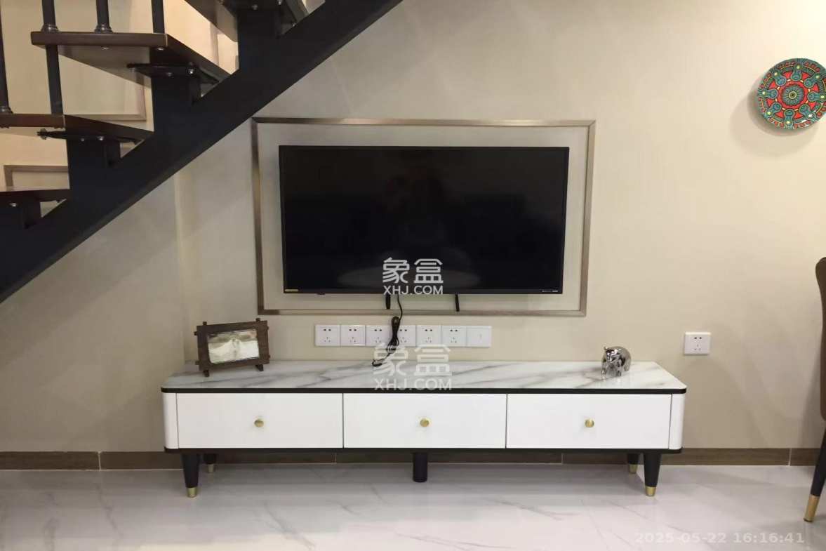 达美溪湖湾  1室1厅1卫    2300.0元/月 达美溪湖湾  1室1厅1卫    2300.0元/月室内图