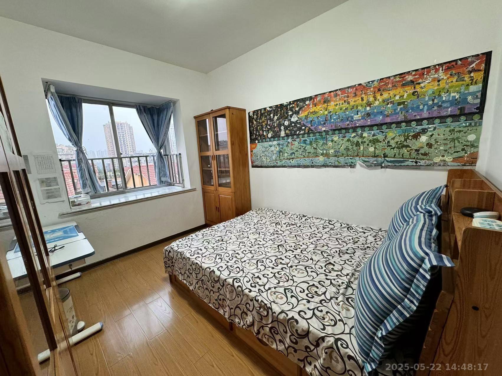 湘银小区 4室2厅2卫 1600.0元/月 湘银小区 4室2厅2卫 1600.0元/月室内图