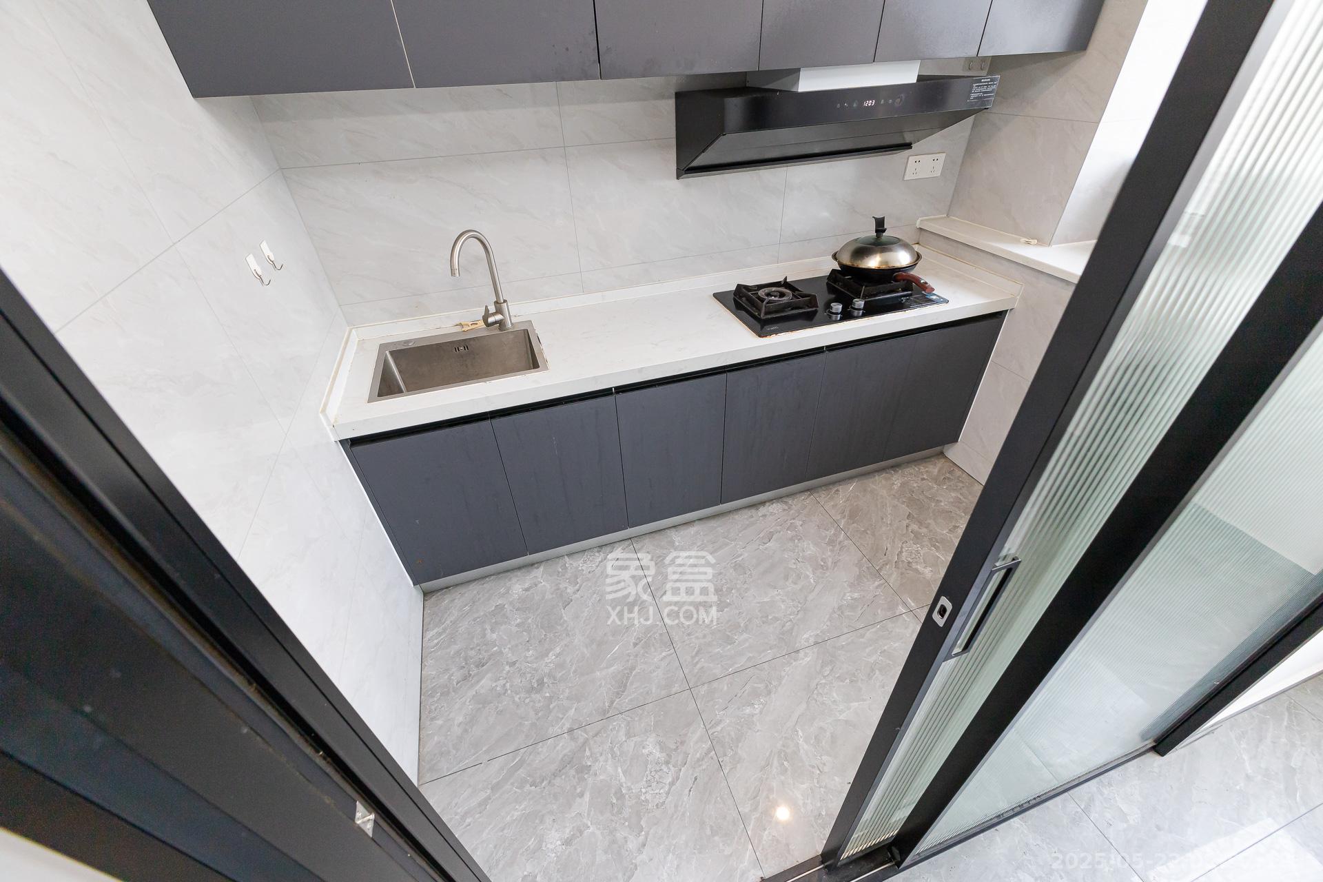 太阳城  2室1厅1卫    40.5万 太阳城  2室1厅1卫    40.5万厨房