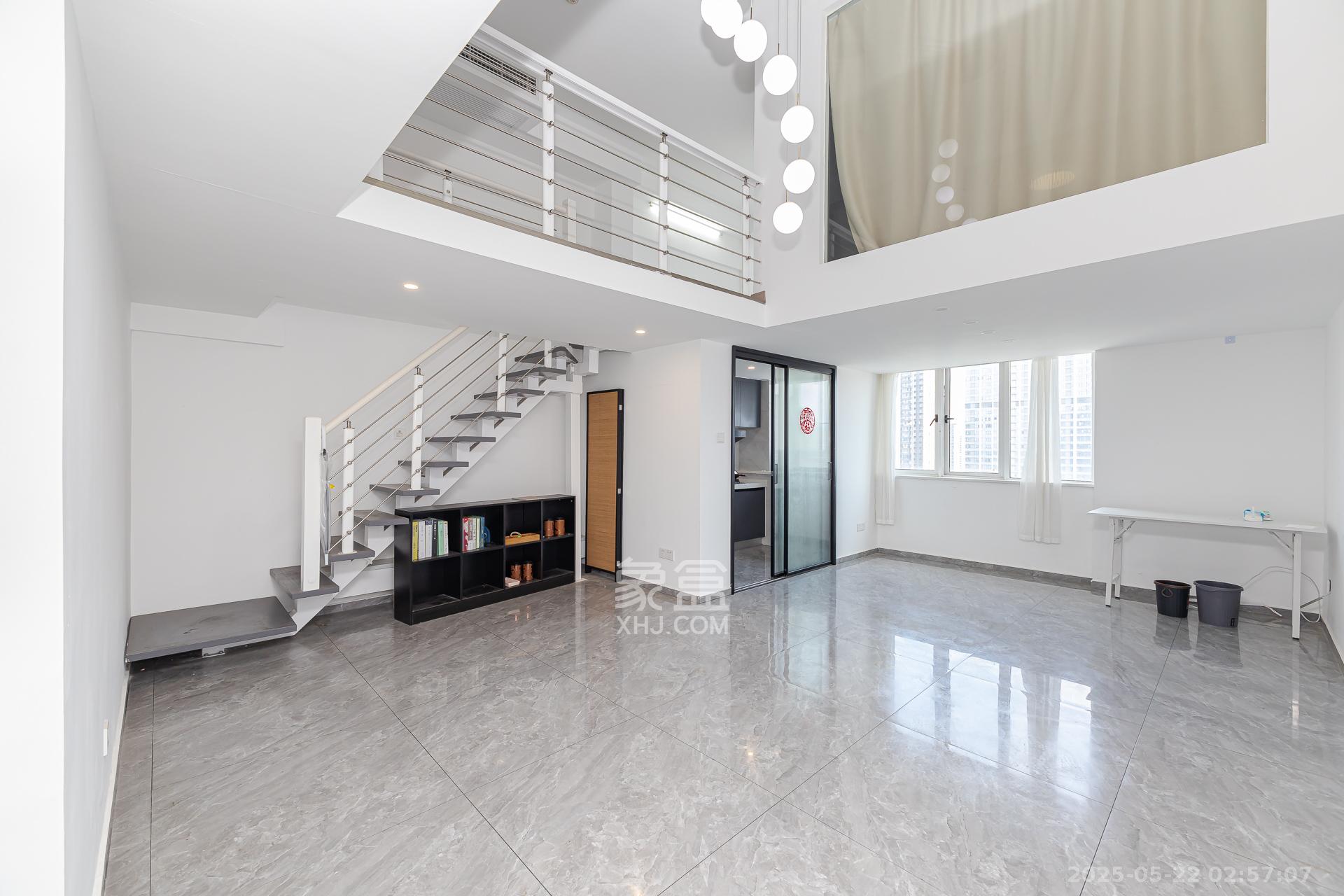 太阳城  2室1厅1卫    40.5万 太阳城  2室1厅1卫    40.5万客厅