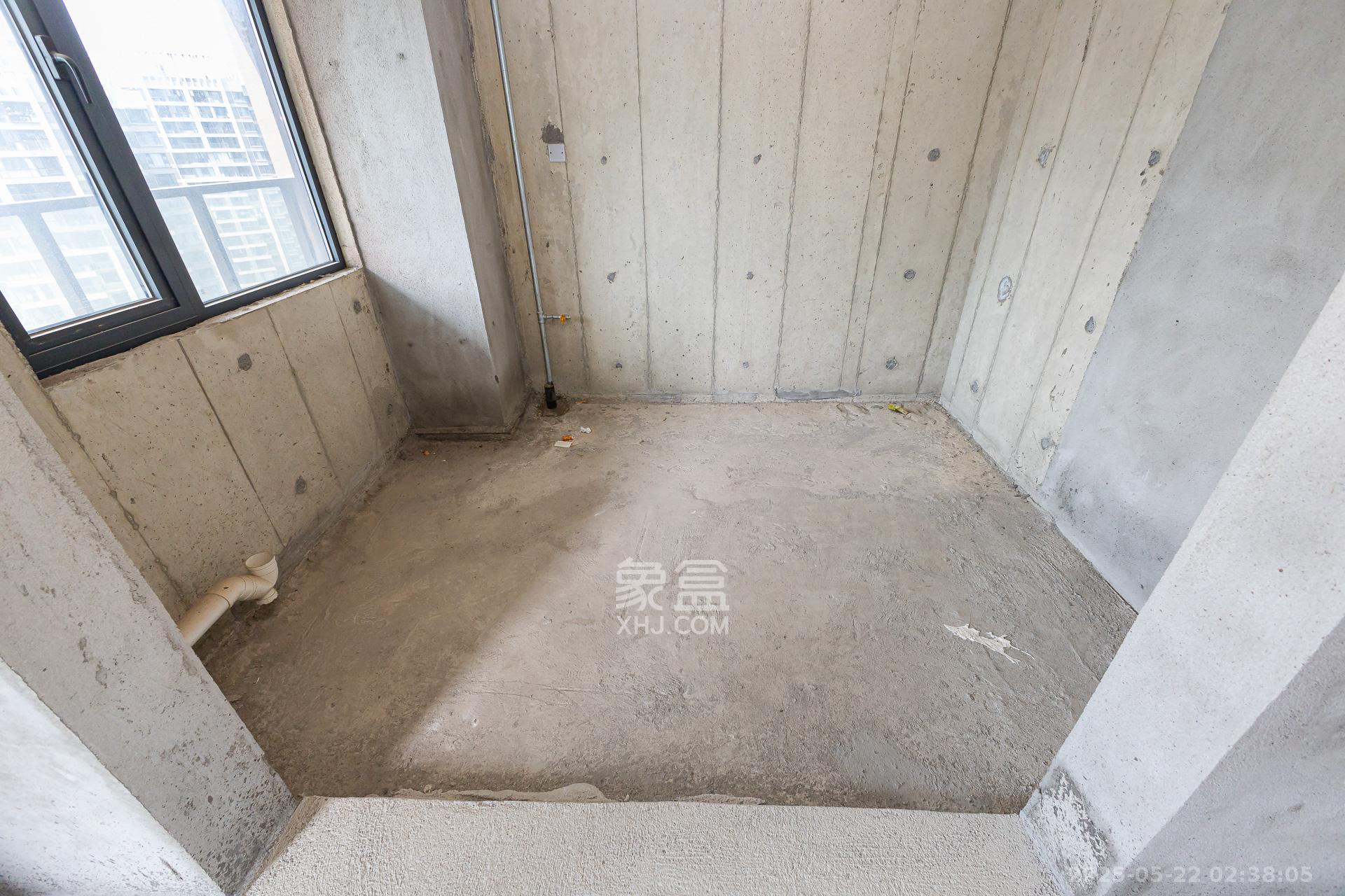 滨江学府  4室2厅2卫    150.0万 滨江学府  4室2厅2卫    150.0万厨房