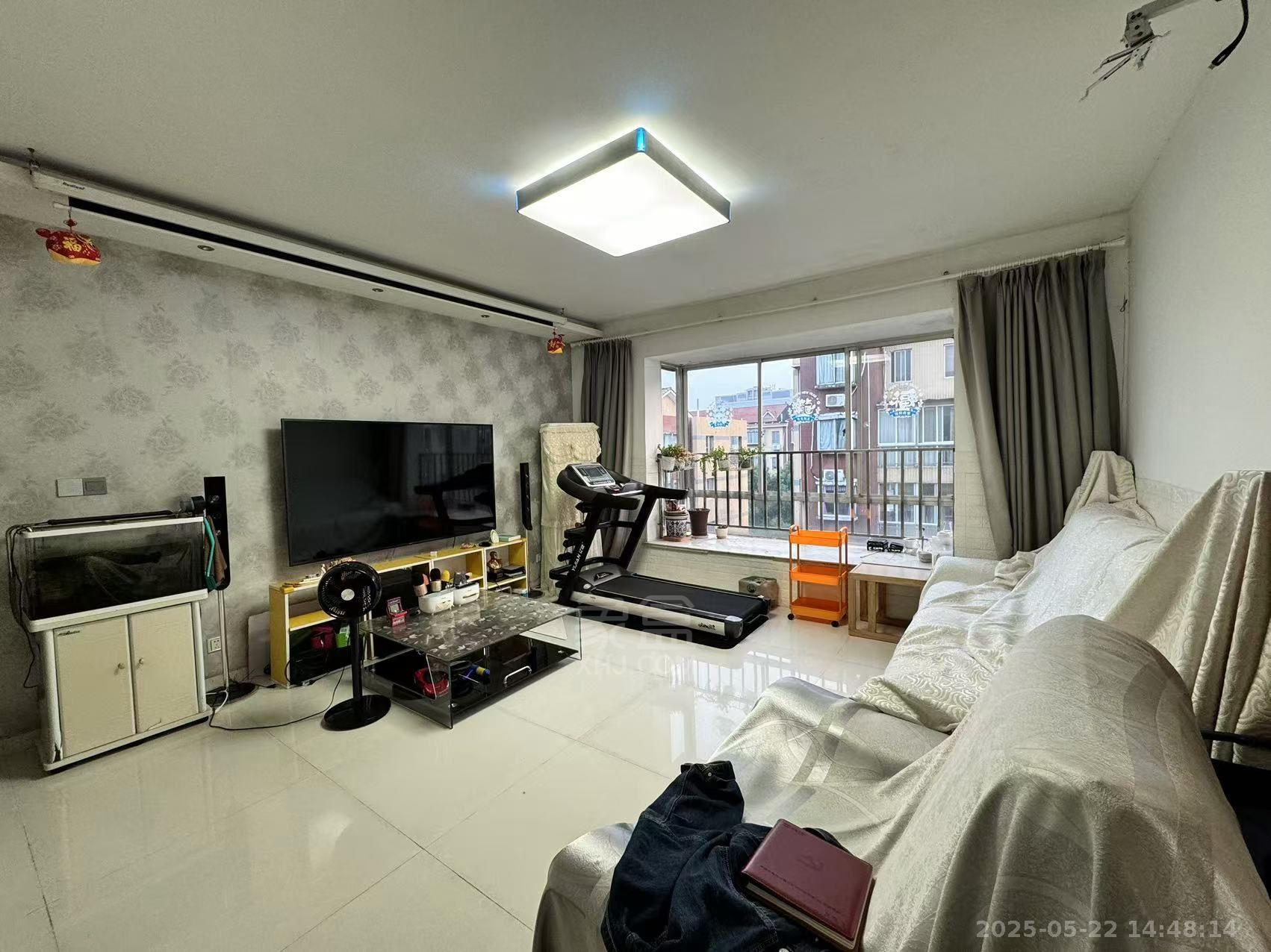 湘银小区  4室2厅2卫    1600.0元/月 湘银小区  4室2厅2卫    1600.0元/月