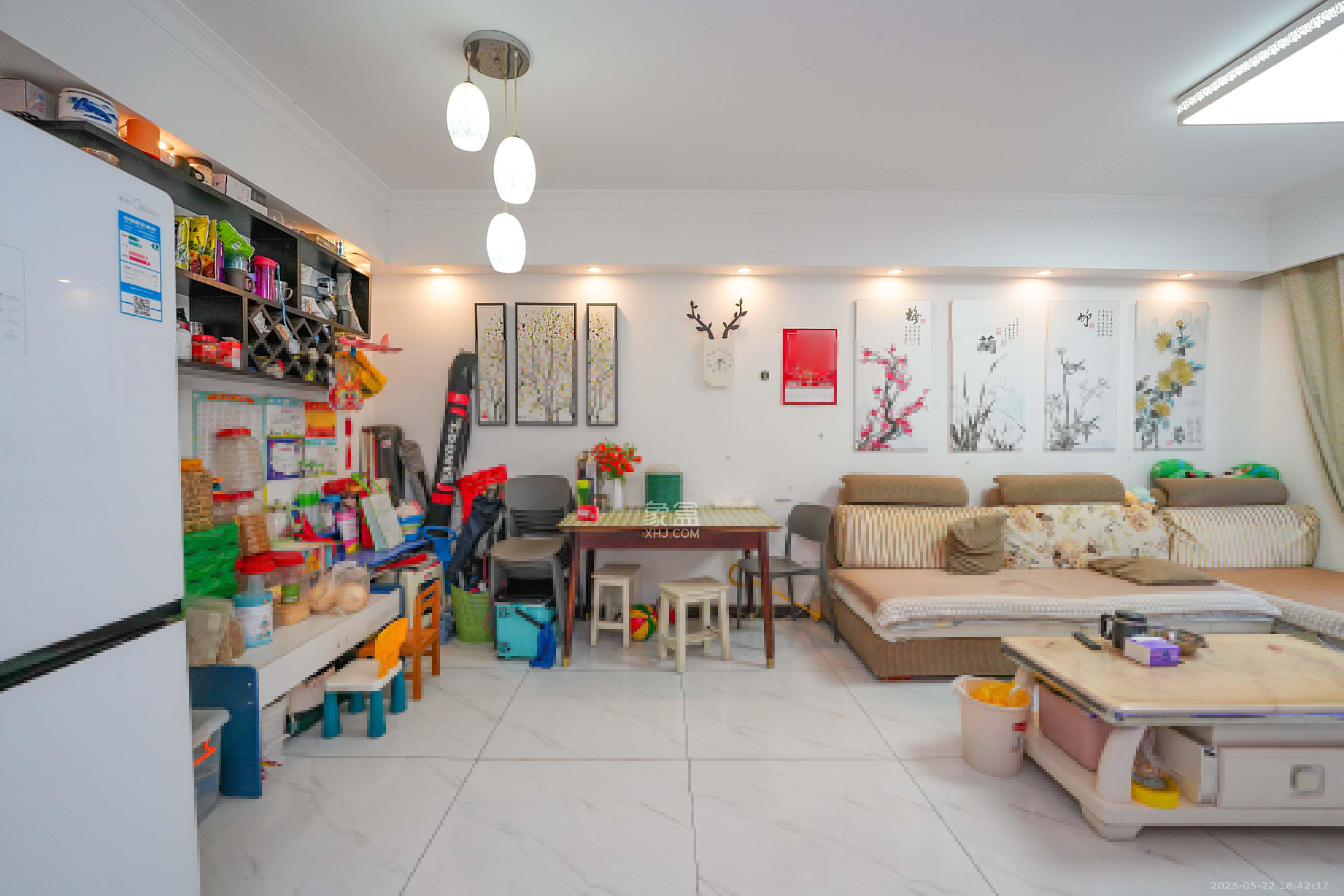 哈佛小镇(五矿哈佛小镇)  3室2厅1卫    69.8万 哈佛小镇(五矿哈佛小镇)  3室2厅1卫    69.8万客厅