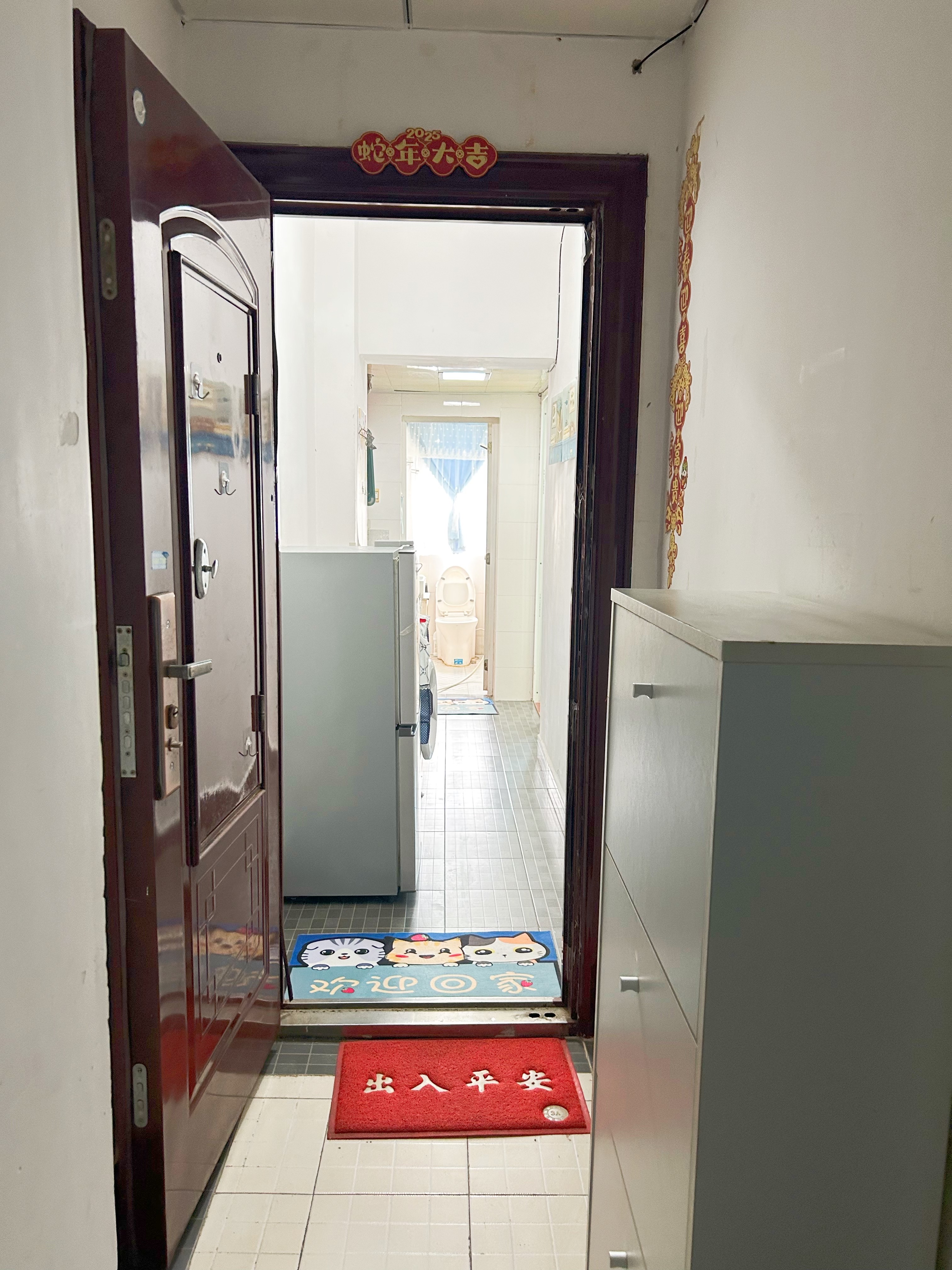 鸿华大厦  1室0厅0卫    1300.0元/月室内图