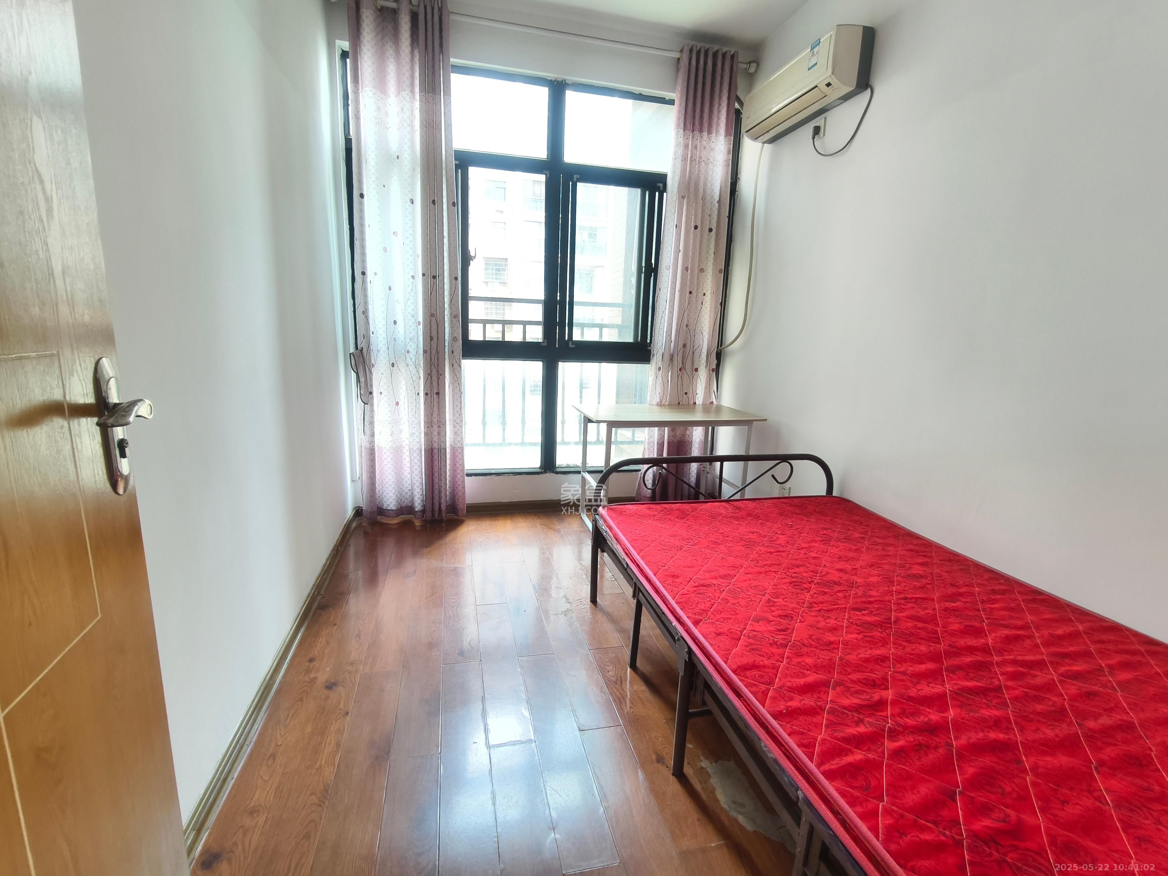 康桥长郡 4室2厅2卫 2000.0元/月 康桥长郡 4室2厅2卫 2000.0元/月室内图