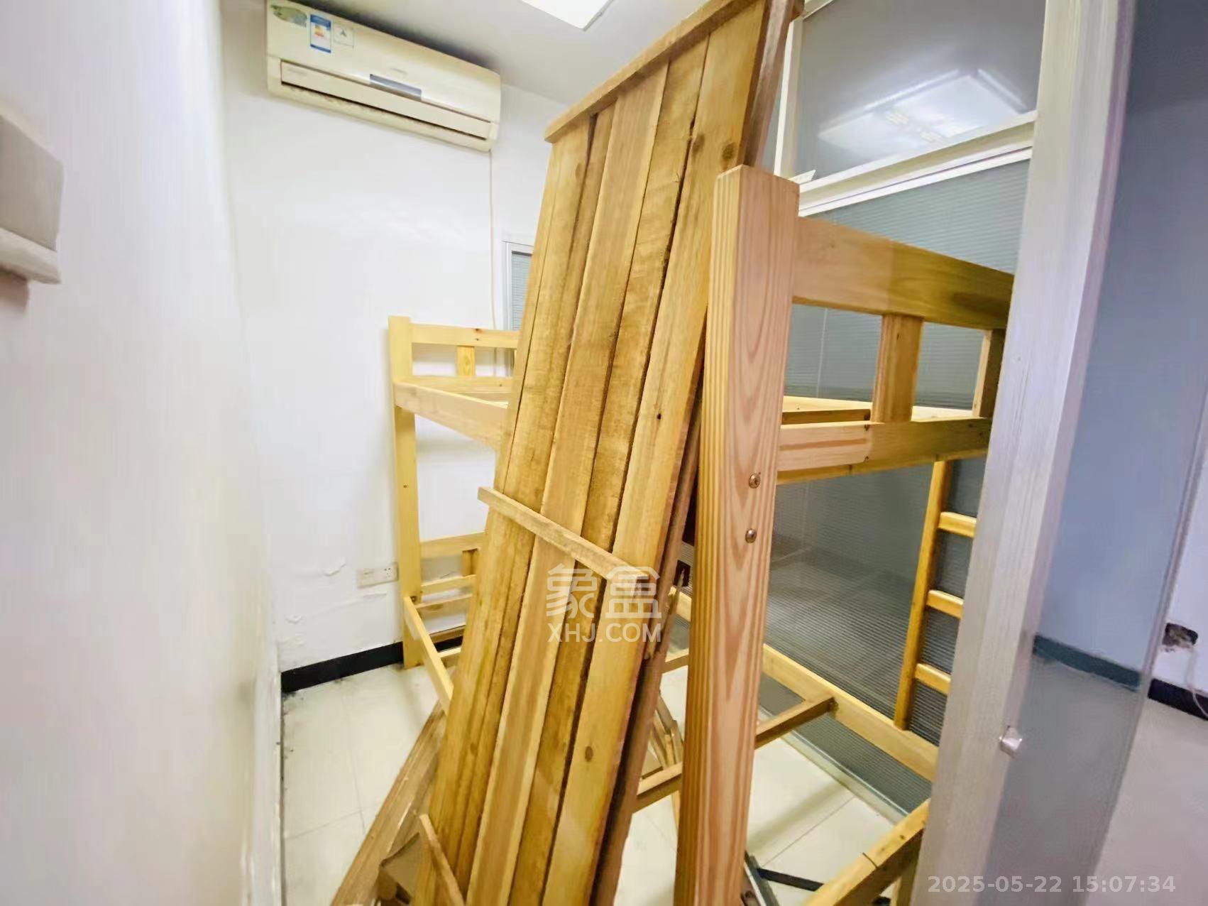 景泰雅苑(景江融城) 2室2厅1卫 3200.0元/月 景泰雅苑(景江融城) 2室2厅1卫 3200.0元/月室内图