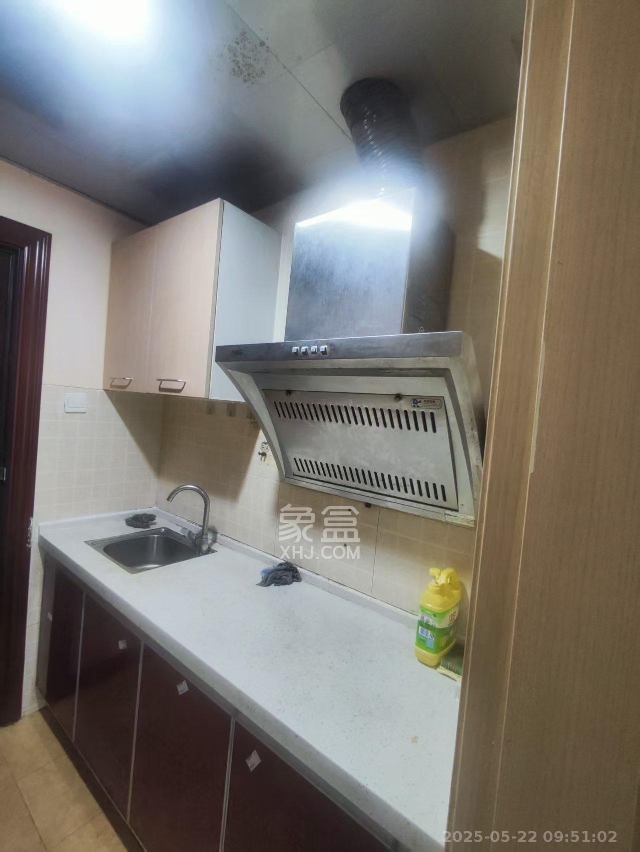 花漾年华(桂花园) 1室1厅1卫 1200.0元/月 花漾年华(桂花园) 1室1厅1卫 1200.0元/月室内图