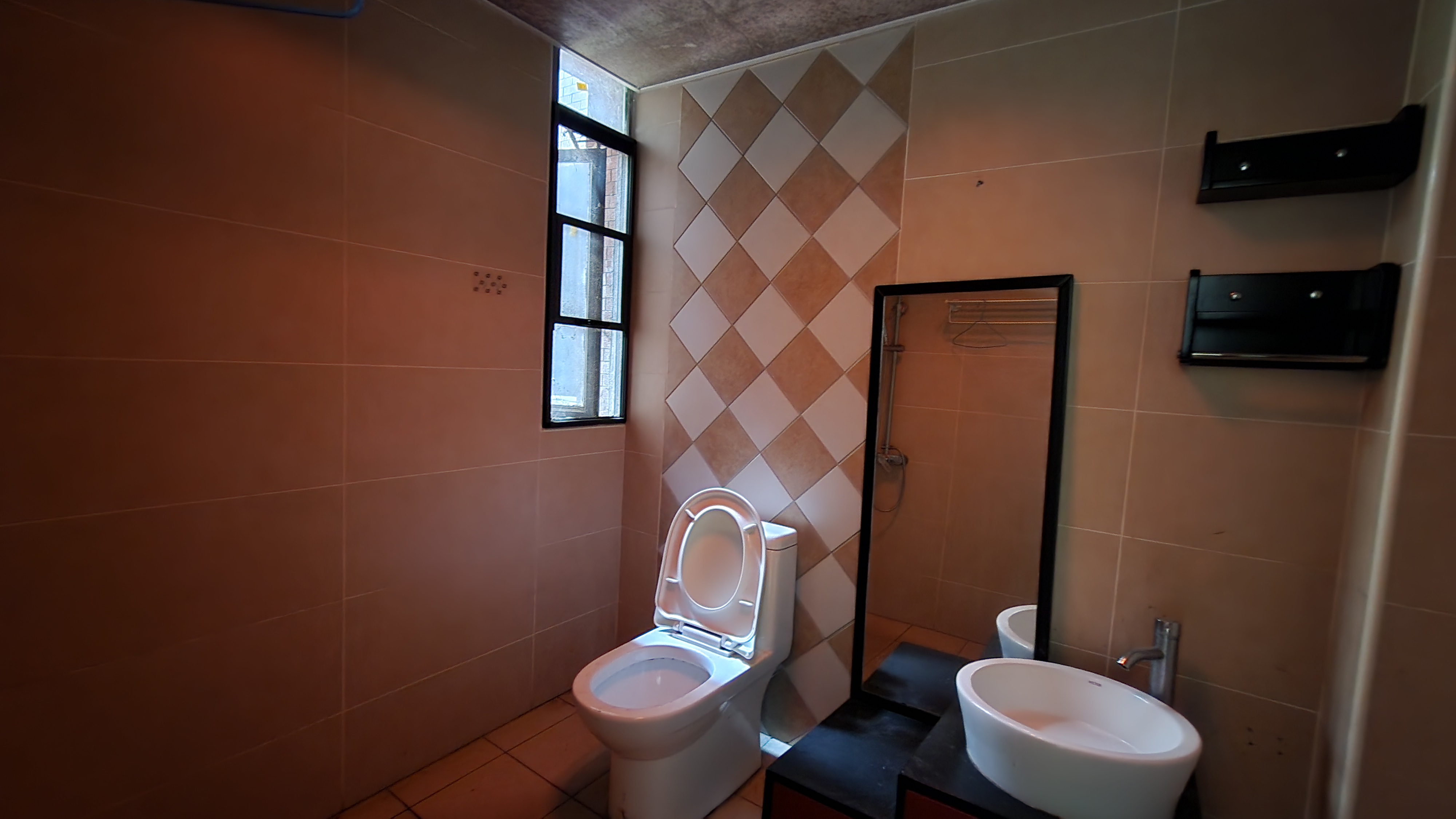 天酬尚都 1室0厅0卫 1500.0元/月 天酬尚都 1室0厅0卫 1500.0元/月室内图