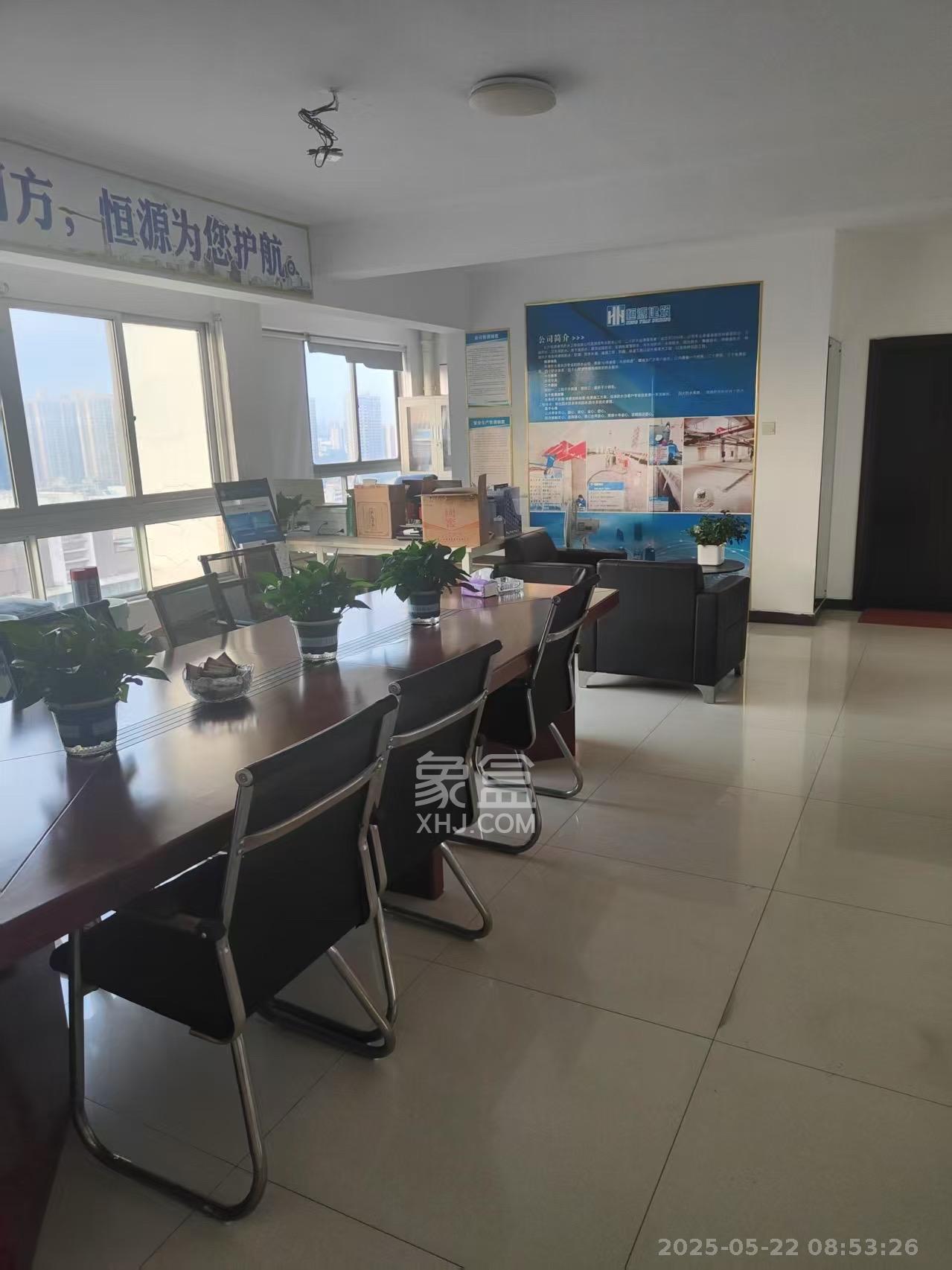 银港水晶城 2室2厅1卫 2500.0元/月 银港水晶城 2室2厅1卫 2500.0元/月室内图