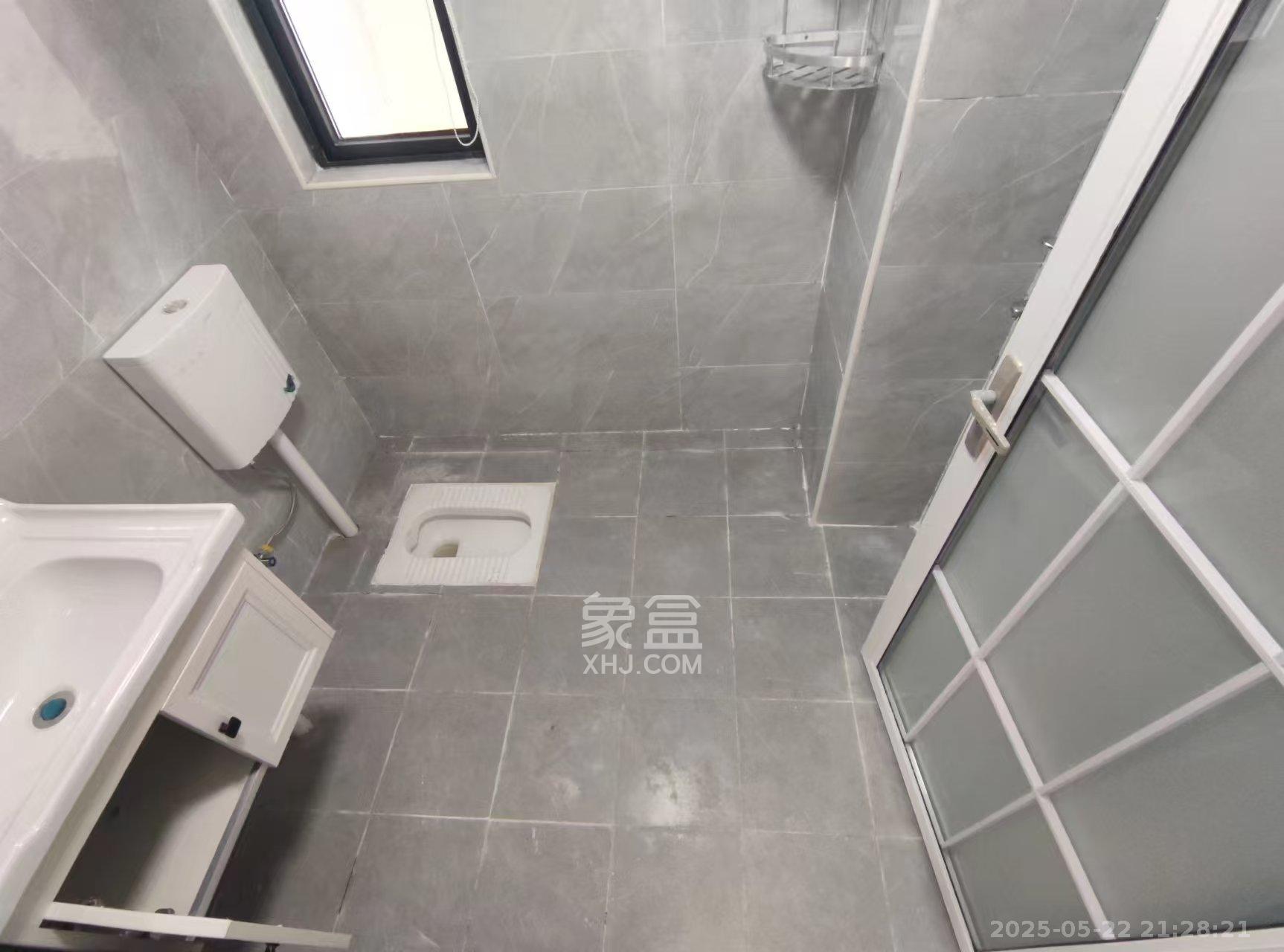 梦想枫林湾 3室2厅2卫 3300.0元/月 梦想枫林湾 3室2厅2卫 3300.0元/月室内图