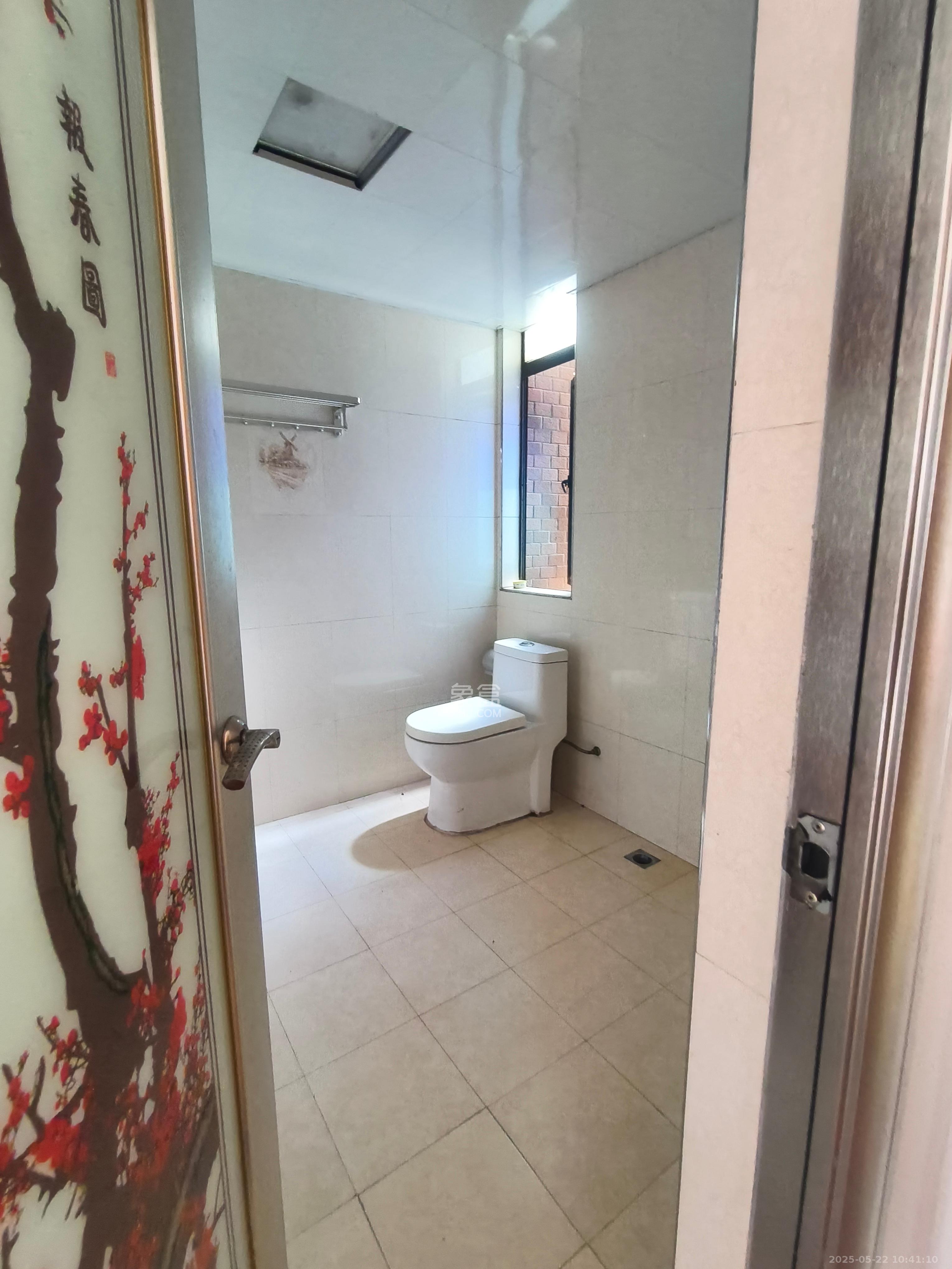 康桥长郡 4室2厅2卫 2000.0元/月 康桥长郡 4室2厅2卫 2000.0元/月室内图