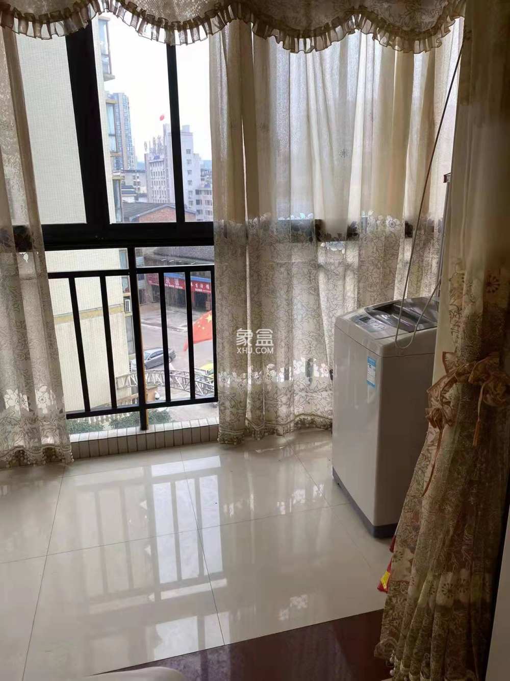 华湘香榭丽舍（一期）  2室2厅1卫   30.10万室内图1
