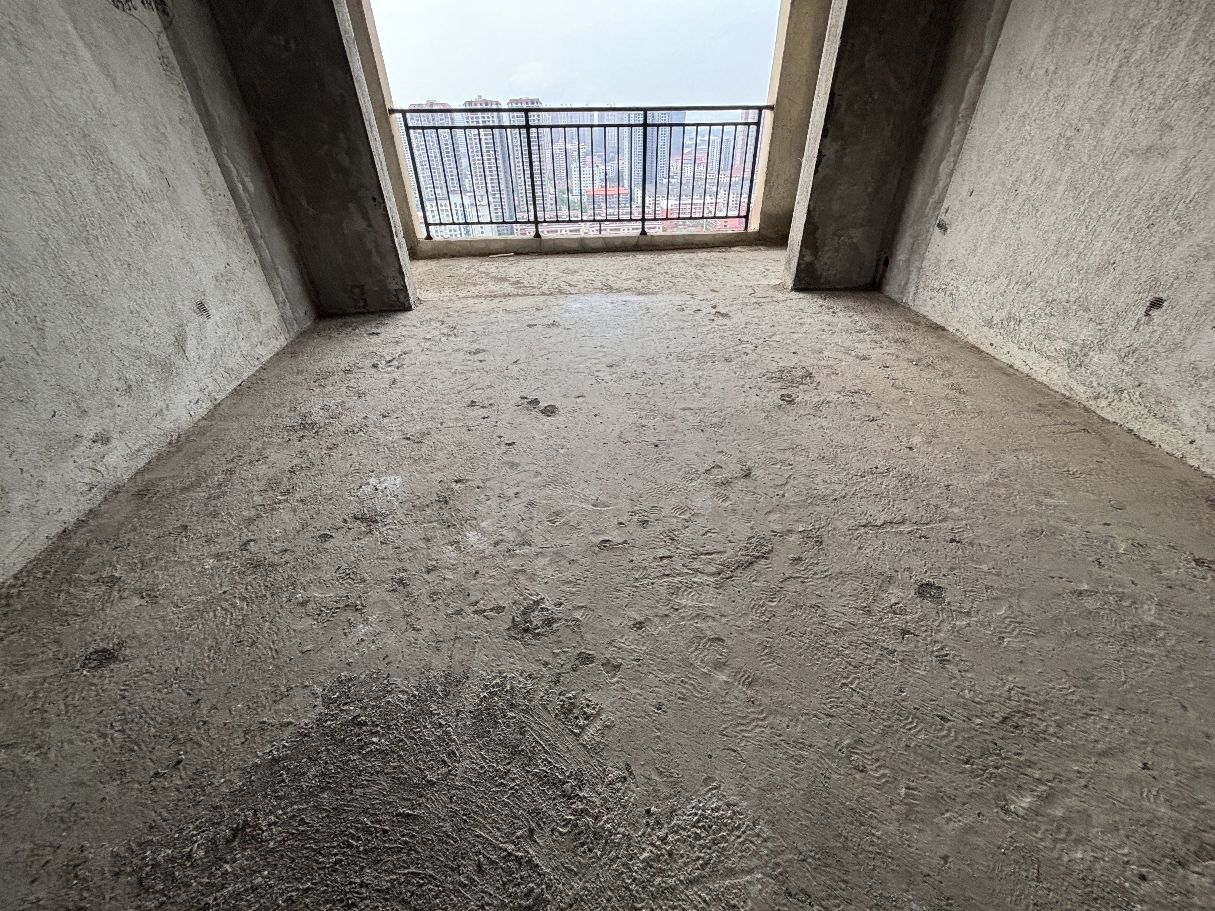 金泰嘉园 0室0厅0卫 78.8万 金泰嘉园 0室0厅0卫 78.8万客厅