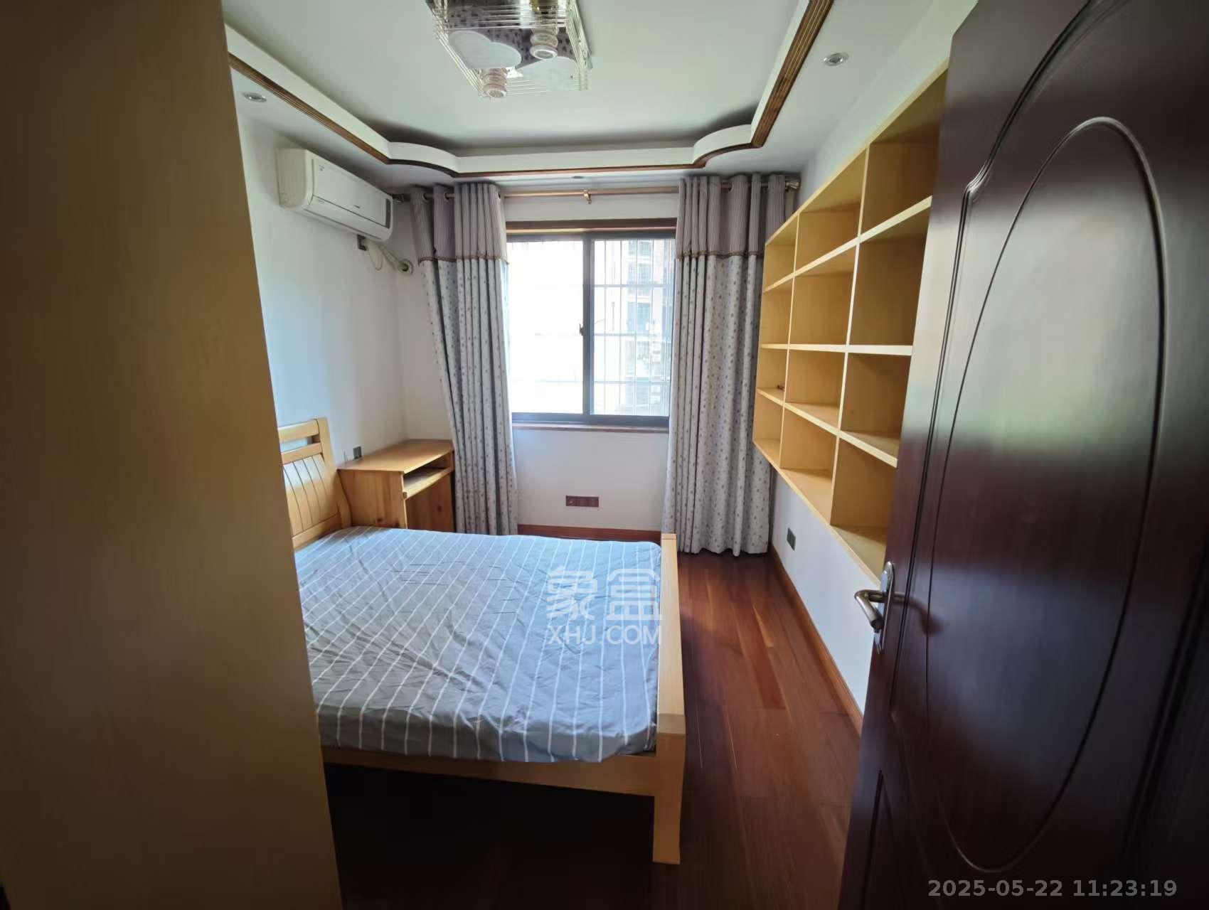 山水嘉园 4室2厅2卫 2300.0元/月 山水嘉园 4室2厅2卫 2300.0元/月室内图