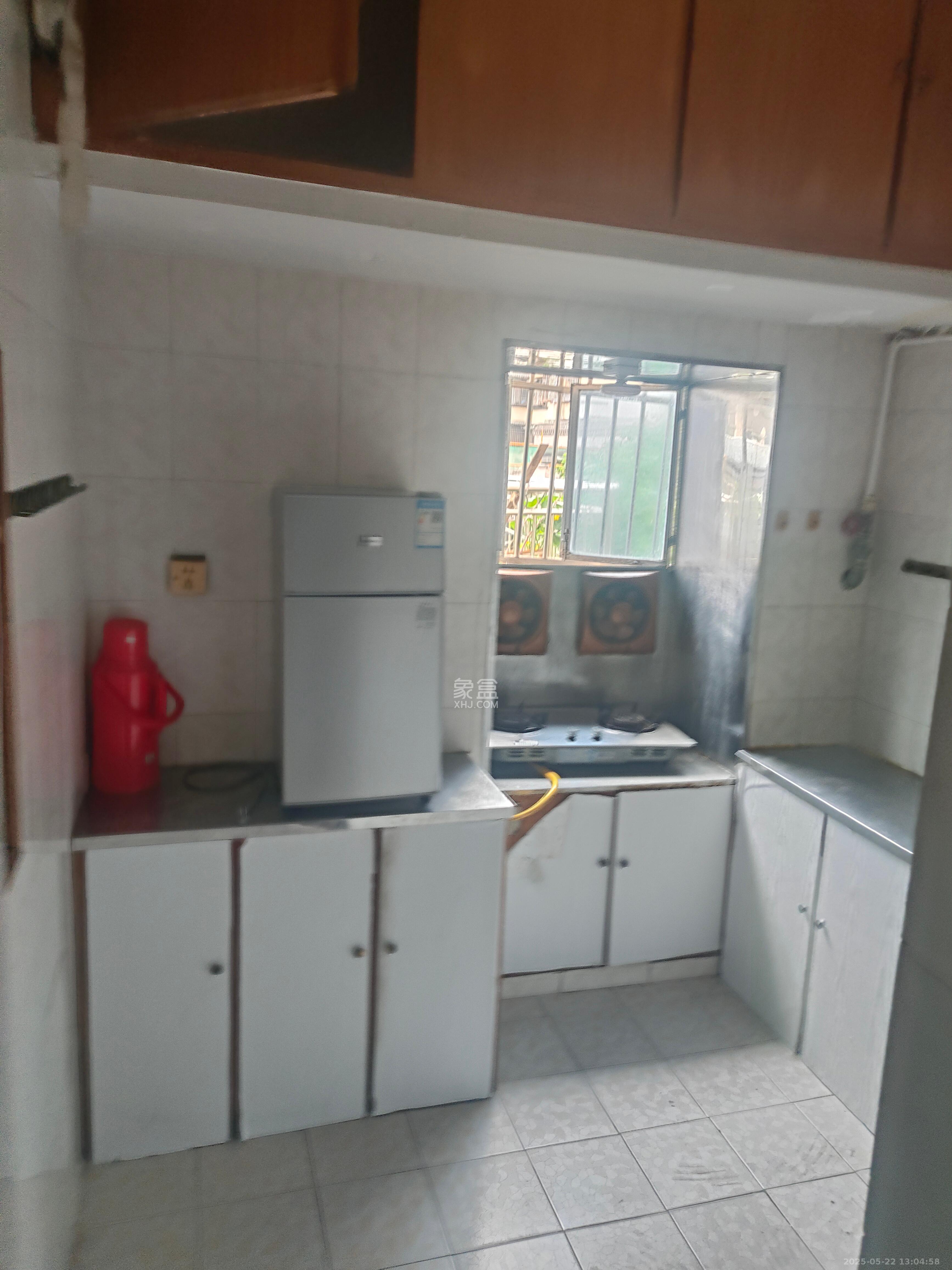 东茅街散盘 3室1厅1卫 2800.0元/月 东茅街散盘 3室1厅1卫 2800.0元/月室内图