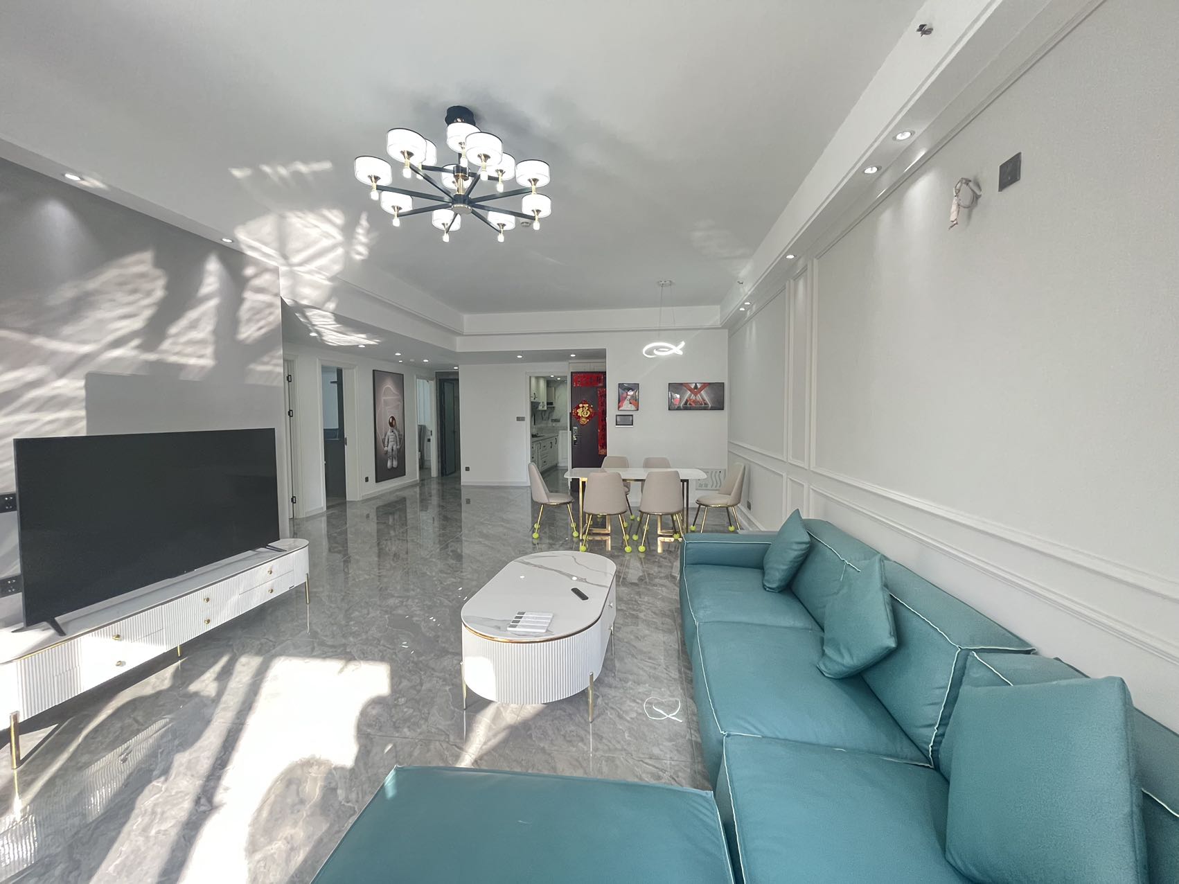 华润中心 4室2厅2卫 370.0万 华润中心 4室2厅2卫 370.0万室内图