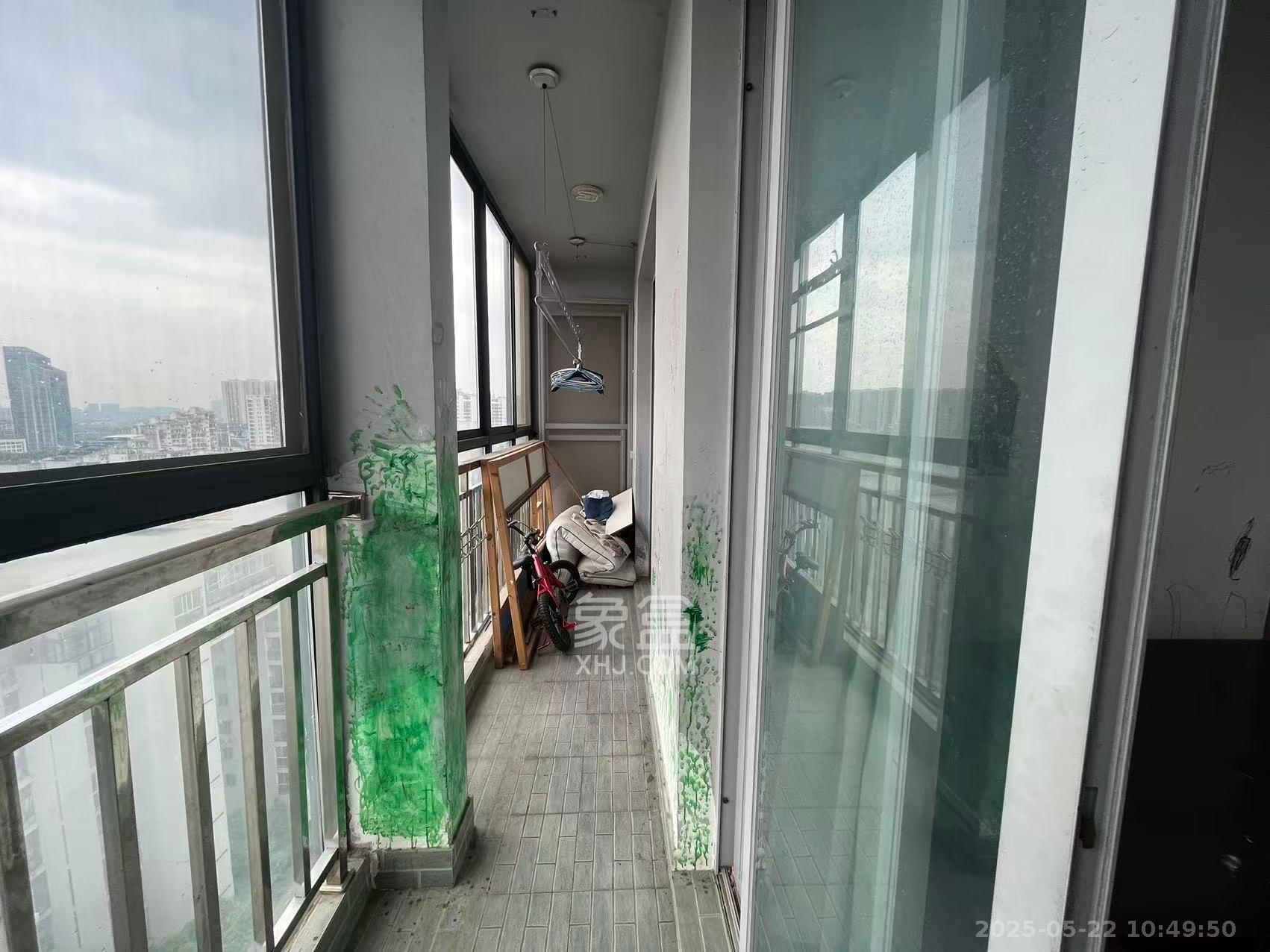 阳光100二期  3室2厅1卫   2200.00元/月室内图