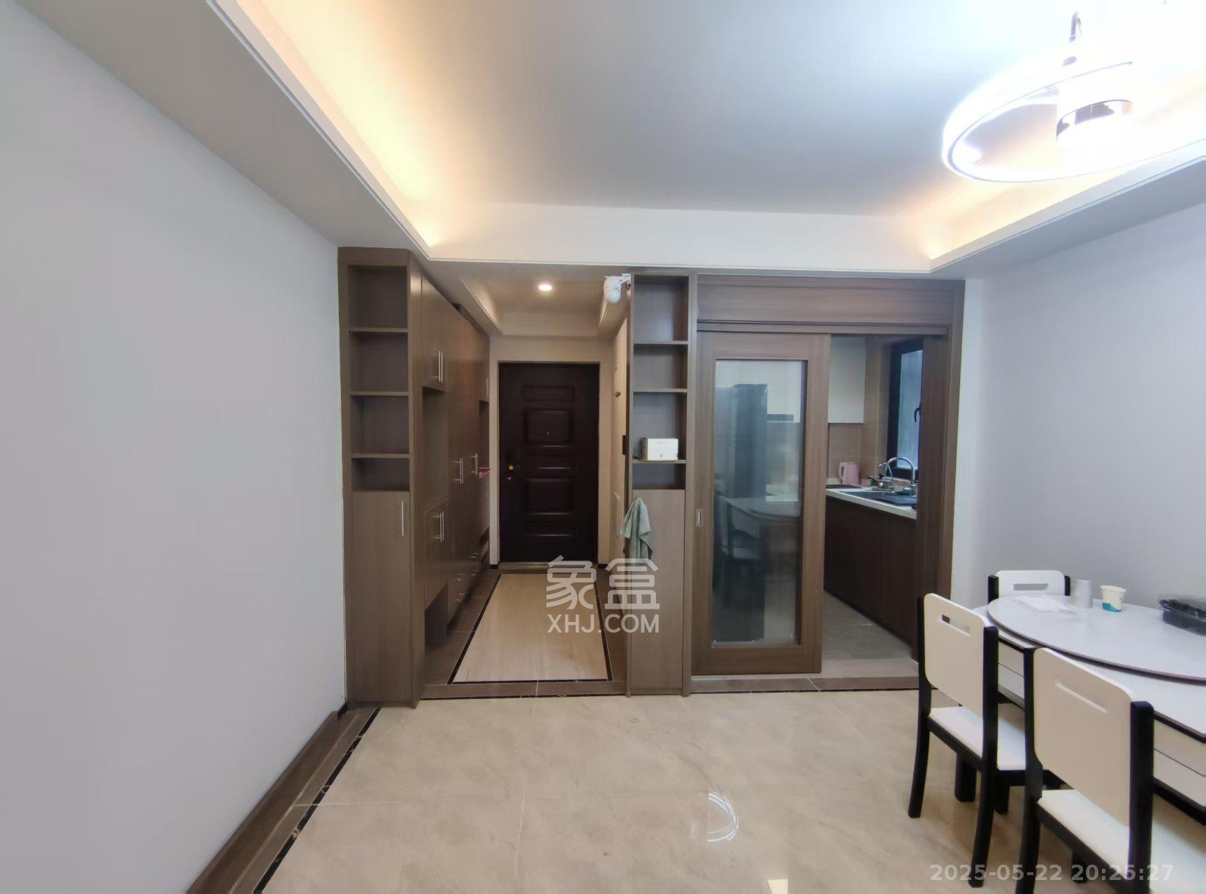 保利茉莉公馆 3室2厅2卫 3400.0元/月 保利茉莉公馆 3室2厅2卫 3400.0元/月室内图