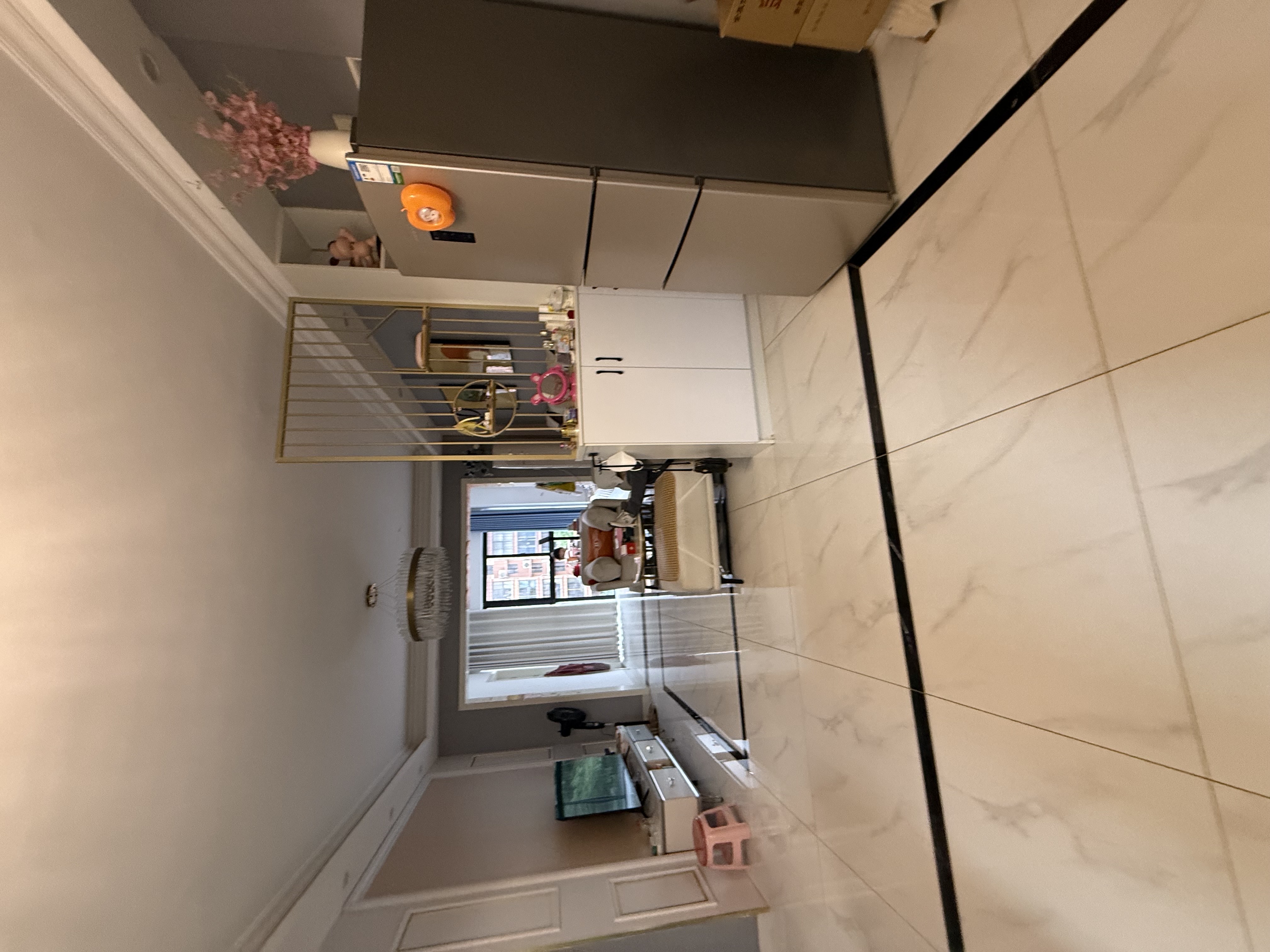 珠江云锦  2室2厅1卫    55.0万 珠江云锦  2室2厅1卫    55.0万客厅