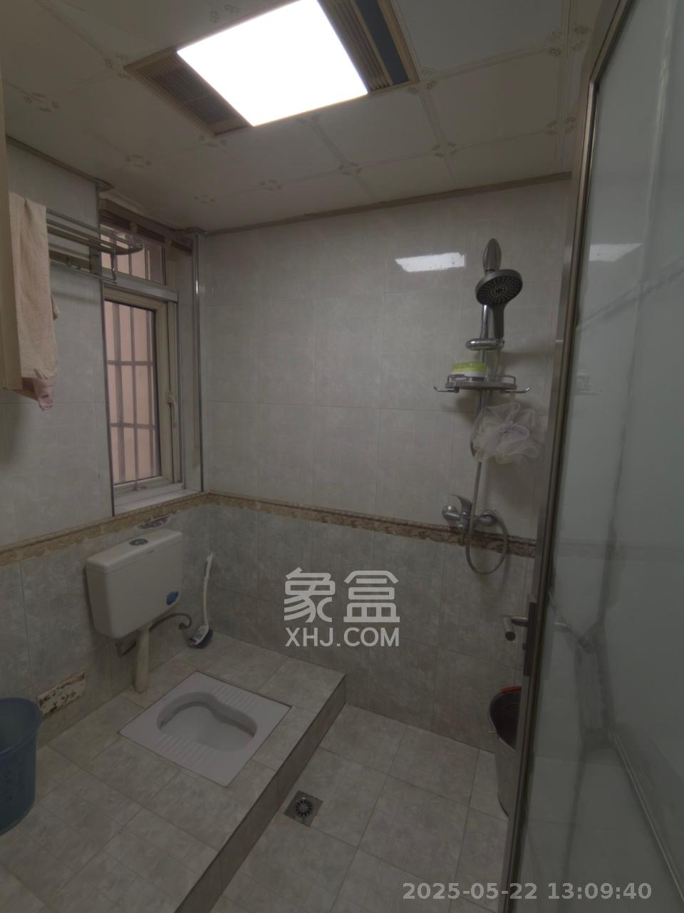 中新森林海  3室2厅2卫   1600.00元/月室内图