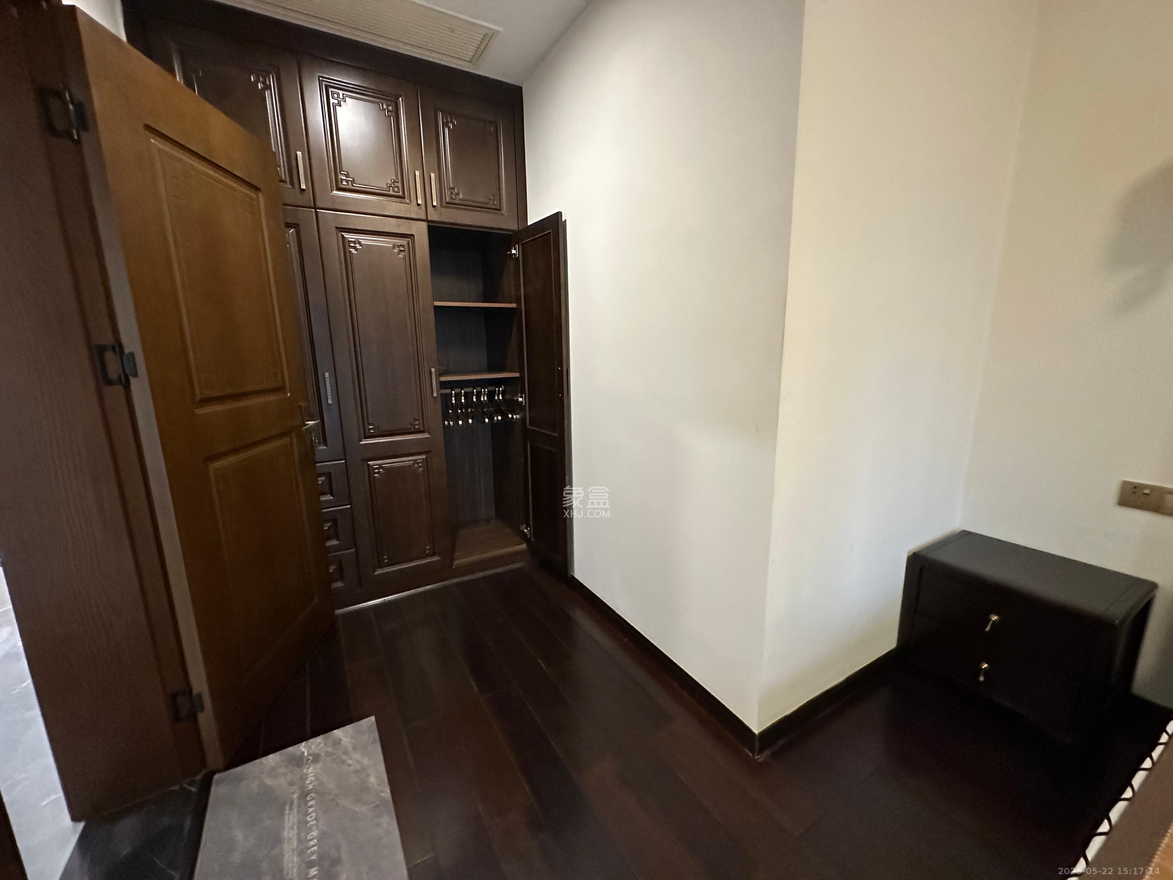 北辰定江洋 3室2厅2卫 10000.0元/月 北辰定江洋 3室2厅2卫 10000.0元/月室内图