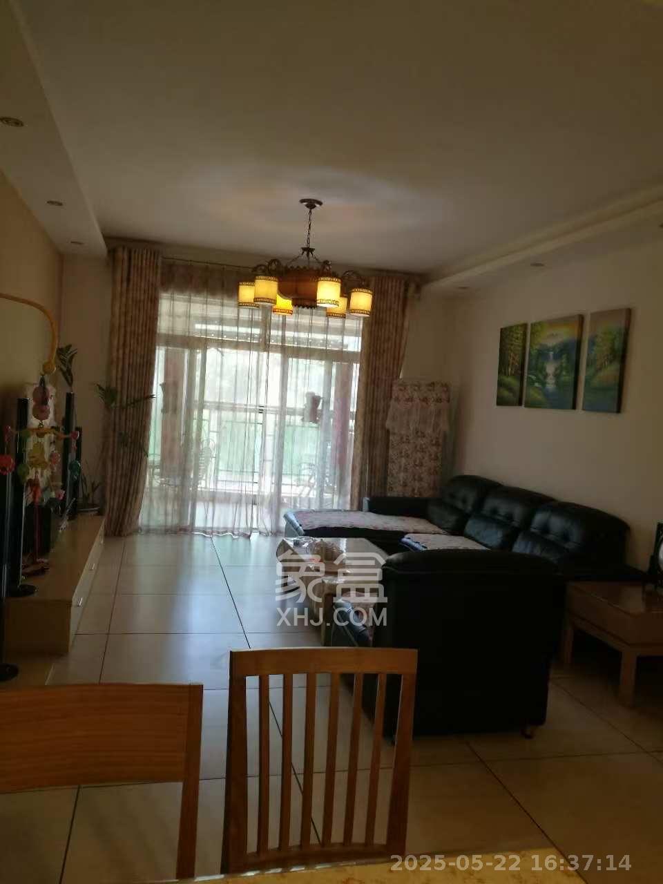 左岸春天 3室2厅2卫 2880.0元/月 左岸春天 3室2厅2卫 2880.0元/月室内图