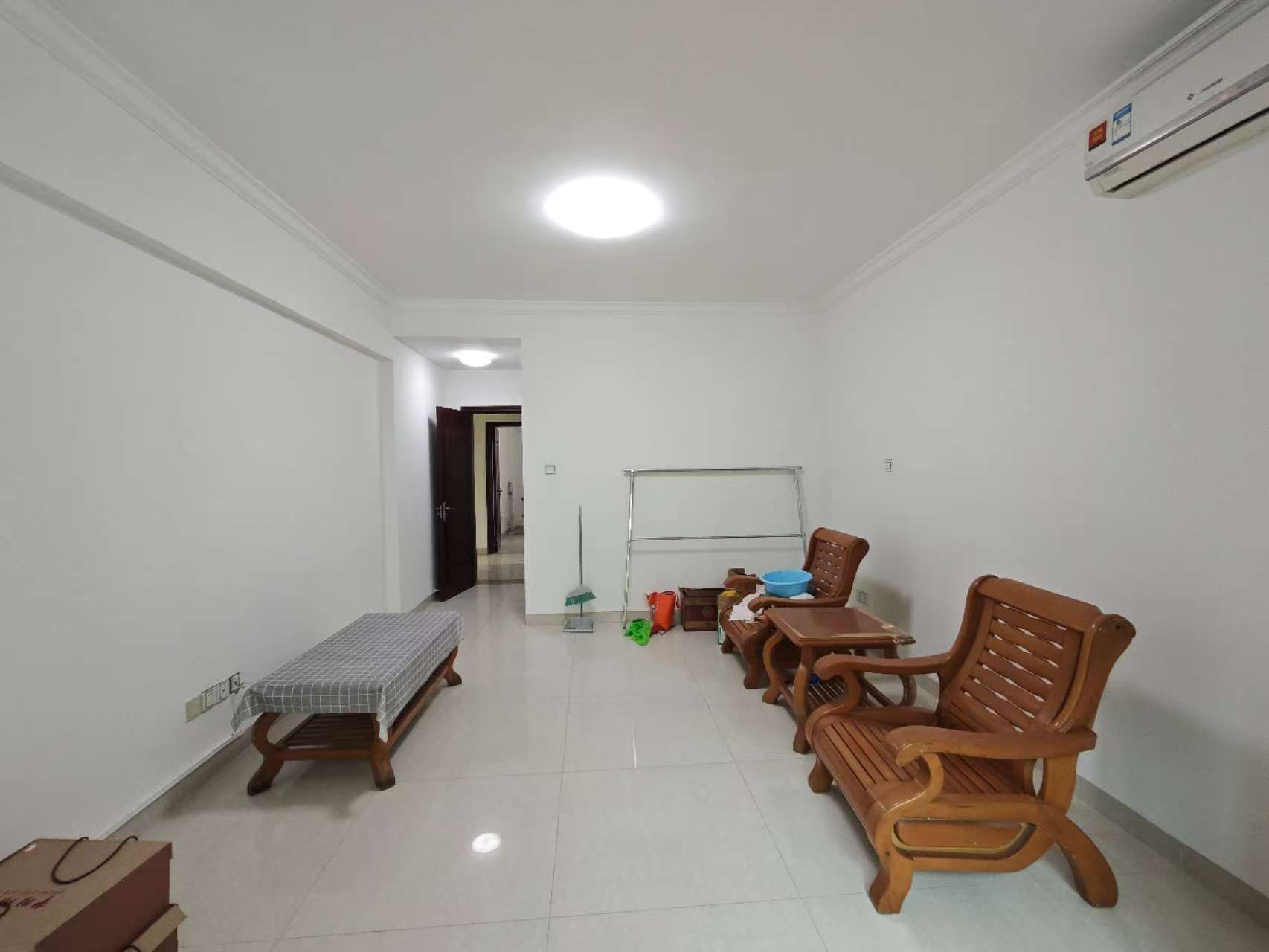 和谐家园(锦和广场) 3室2厅2卫 4000.0元/月 和谐家园(锦和广场) 3室2厅2卫 4000.0元/月室内图