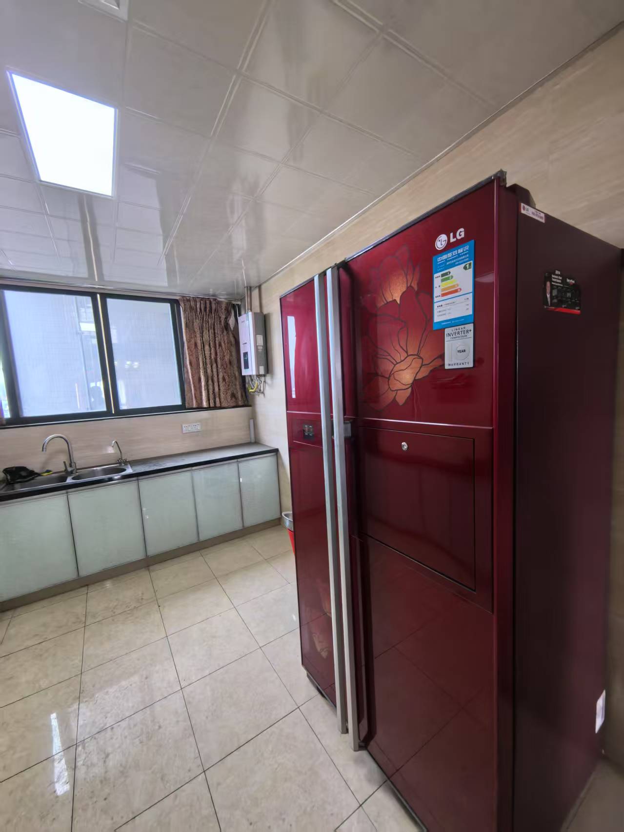 兰贵园 3室2厅2卫 2500.0元/月 兰贵园 3室2厅2卫 2500.0元/月室内图