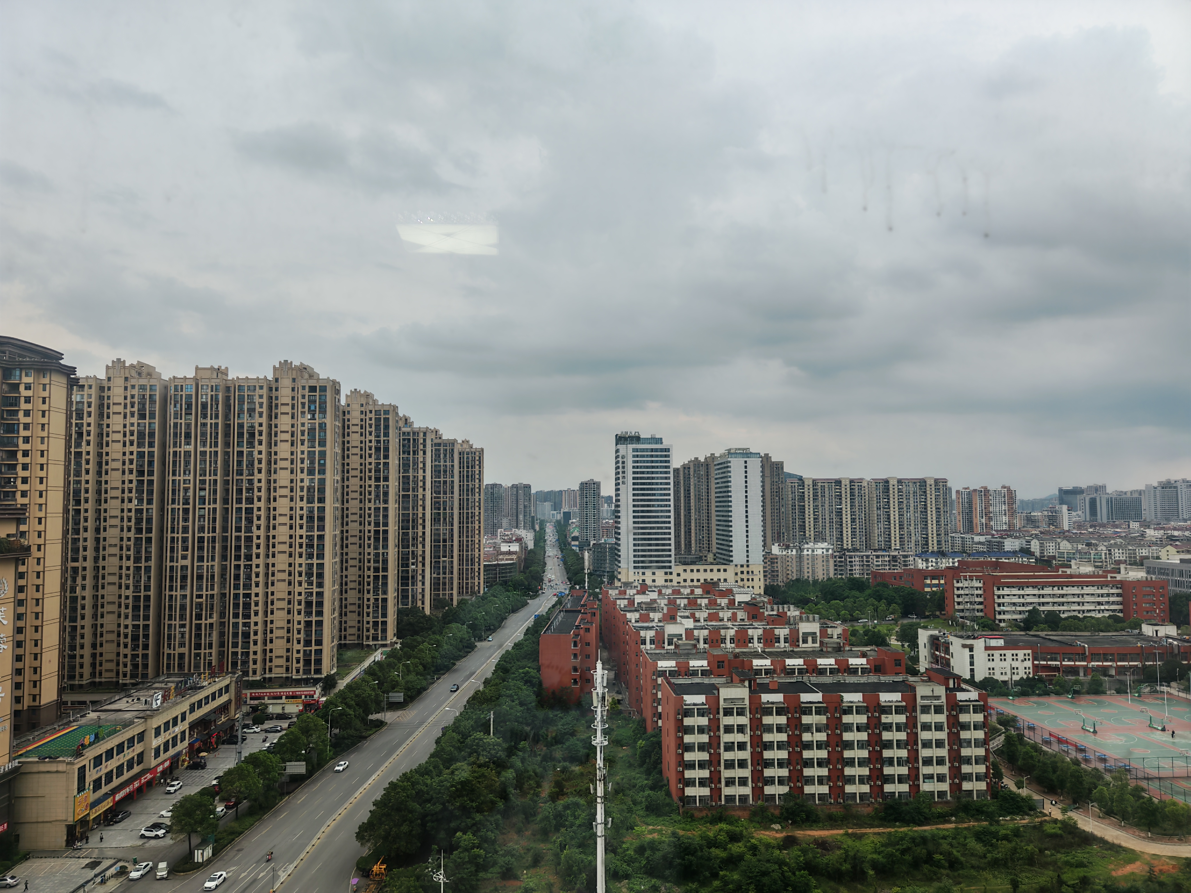 鸿浩达吉星广场(秀石街) 1室1厅1卫 900.0元/月 鸿浩达吉星广场(秀石街) 1室1厅1卫 900.0元/月室内图