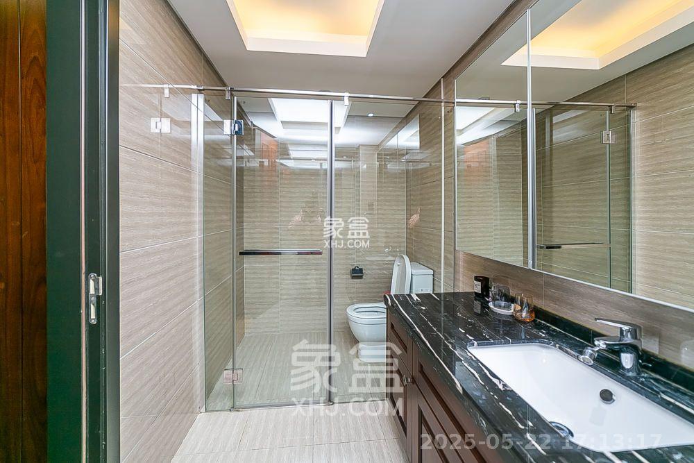 万科紫台  3室2厅1卫   5800.00元/月室内图