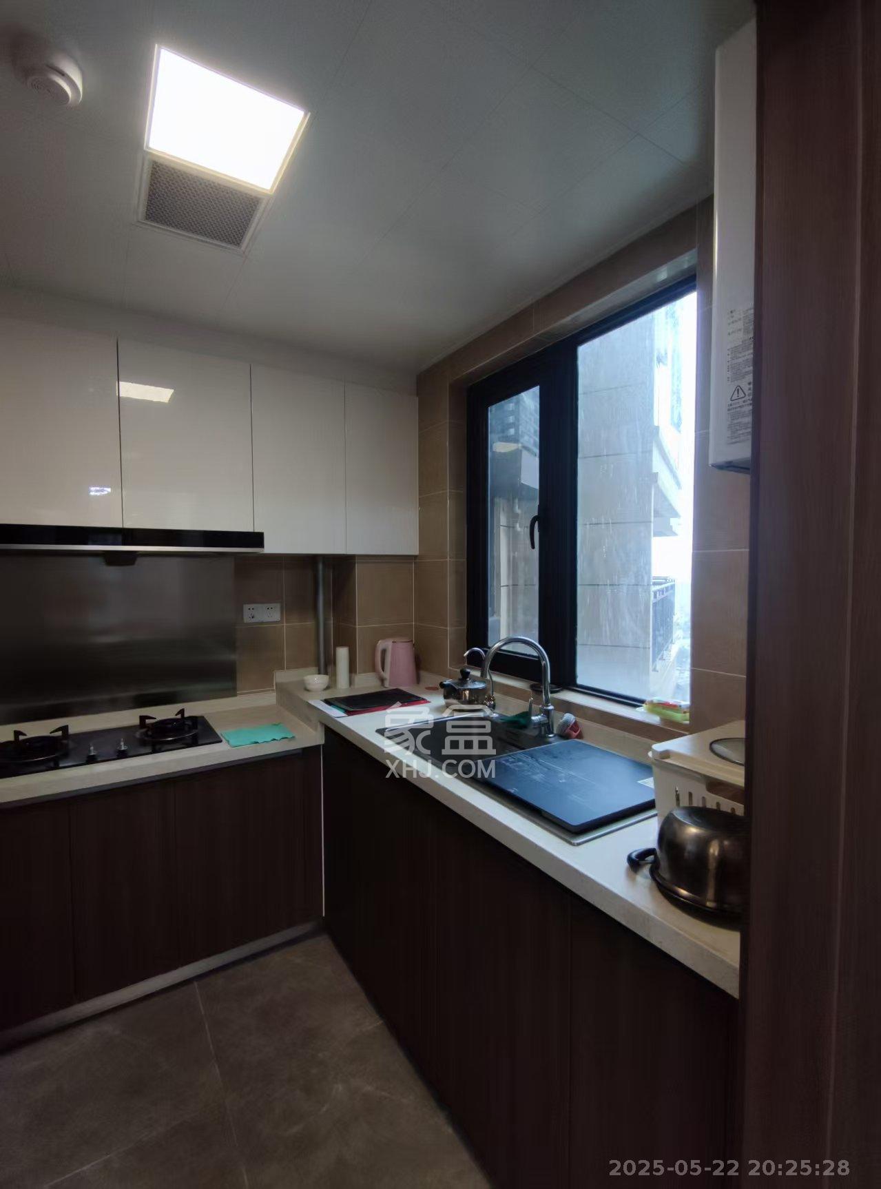 保利茉莉公馆 3室2厅2卫 3400.0元/月 保利茉莉公馆 3室2厅2卫 3400.0元/月室内图