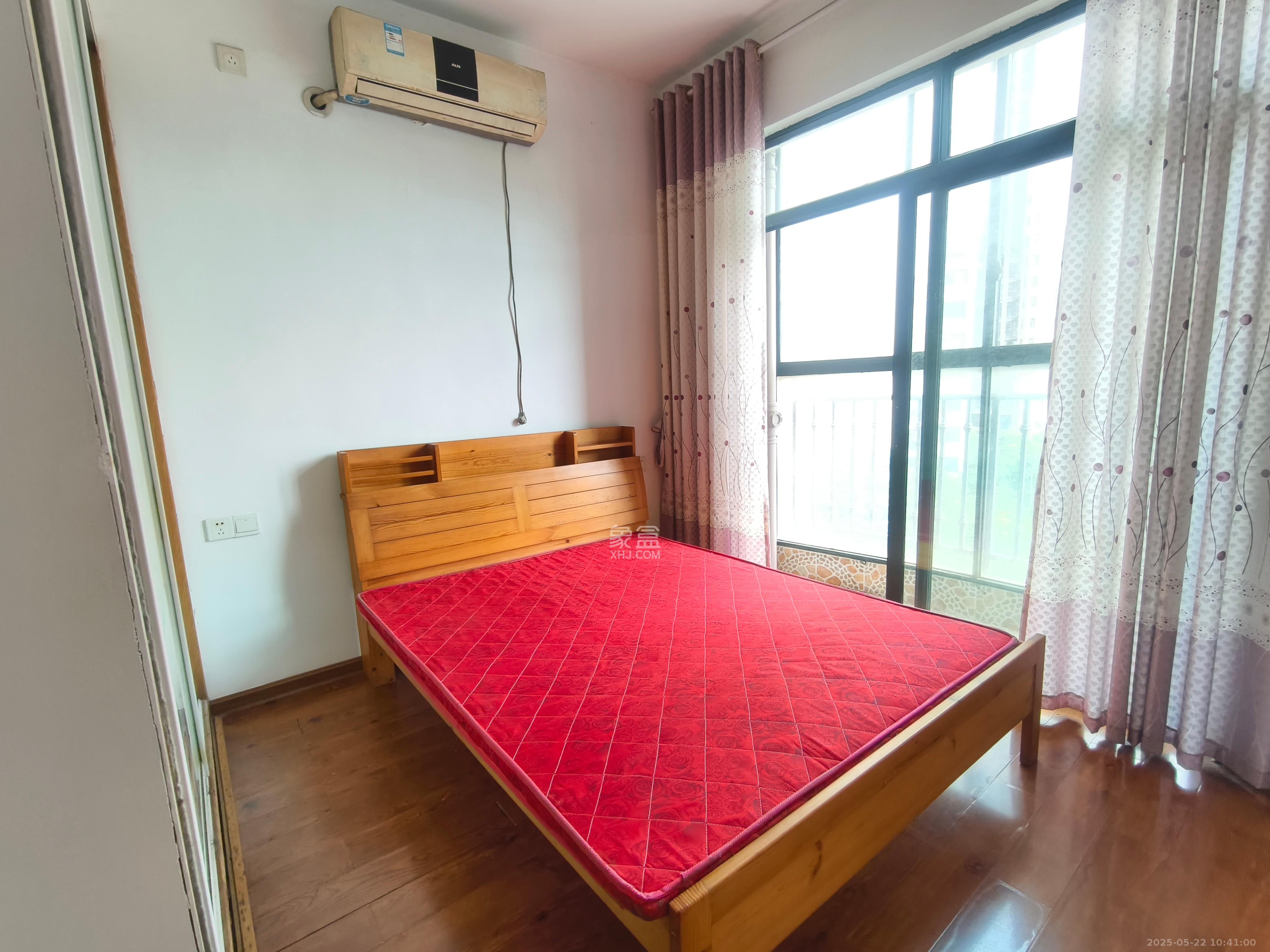 康桥长郡 4室2厅2卫 2000.0元/月 康桥长郡 4室2厅2卫 2000.0元/月室内图