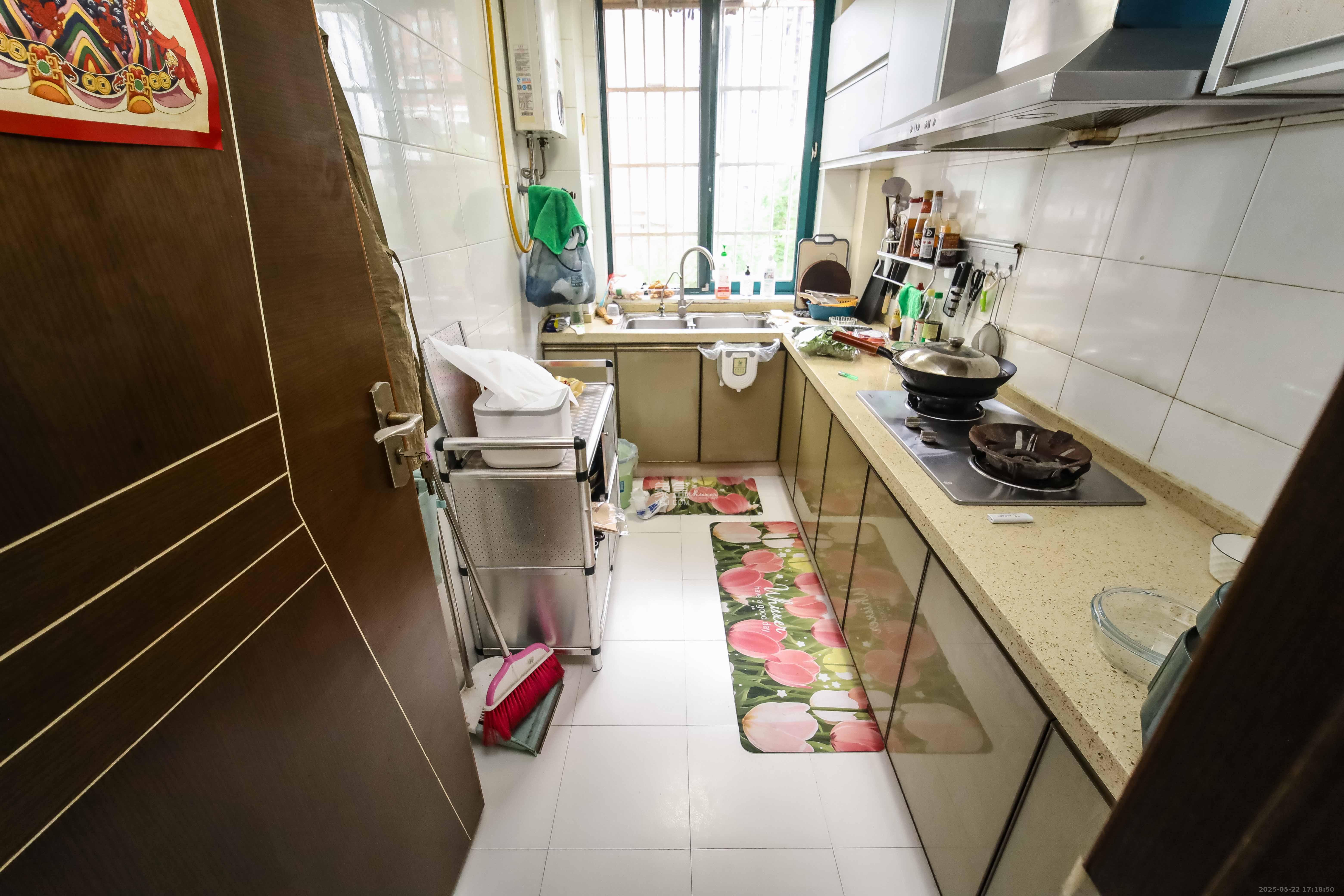 东方新城 3室1厅2卫 85.0万 东方新城 3室1厅2卫 85.0万厨房