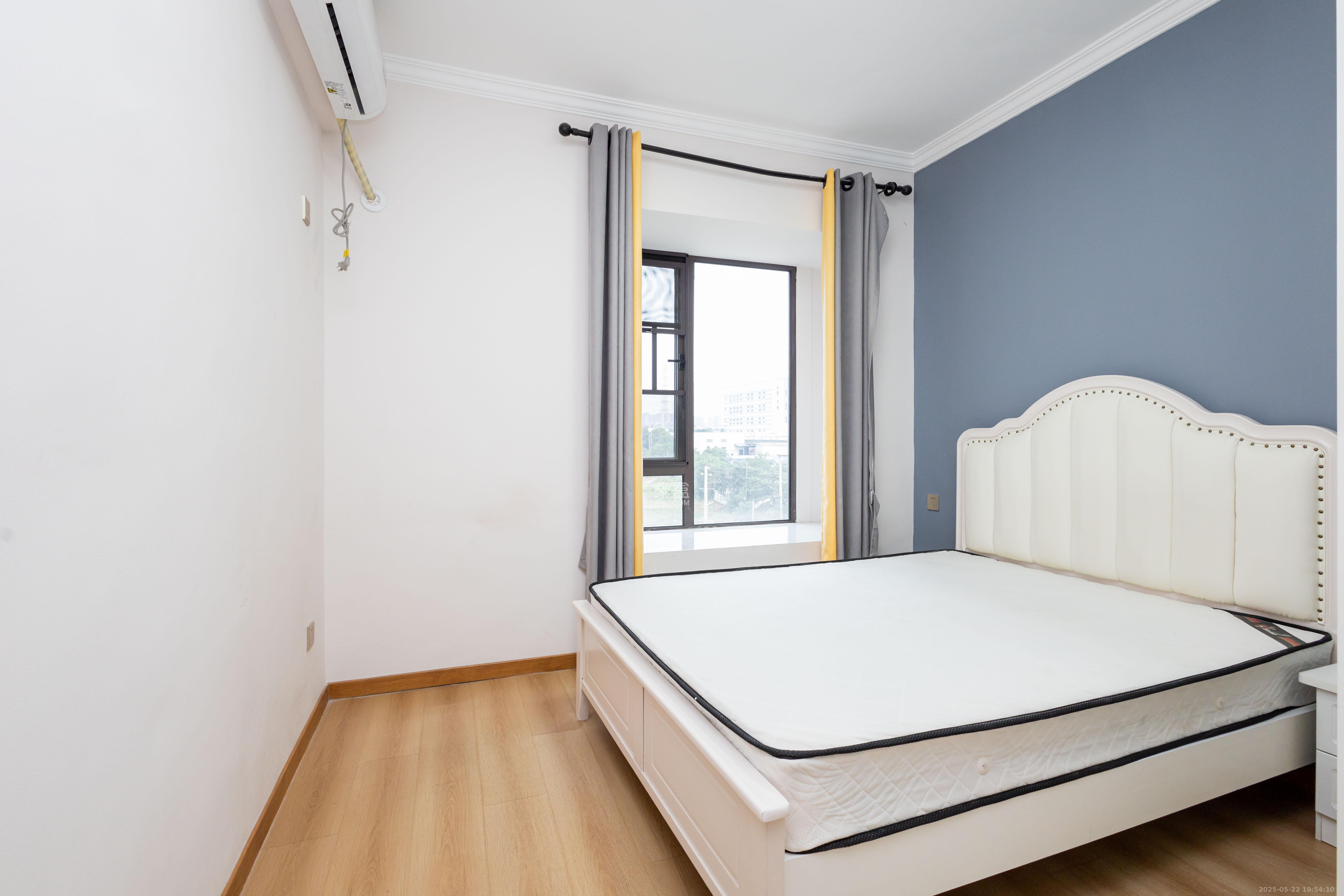 湘域芯城一期 3室2厅2卫 112.0万 湘域芯城一期 3室2厅2卫 112.0万卧室