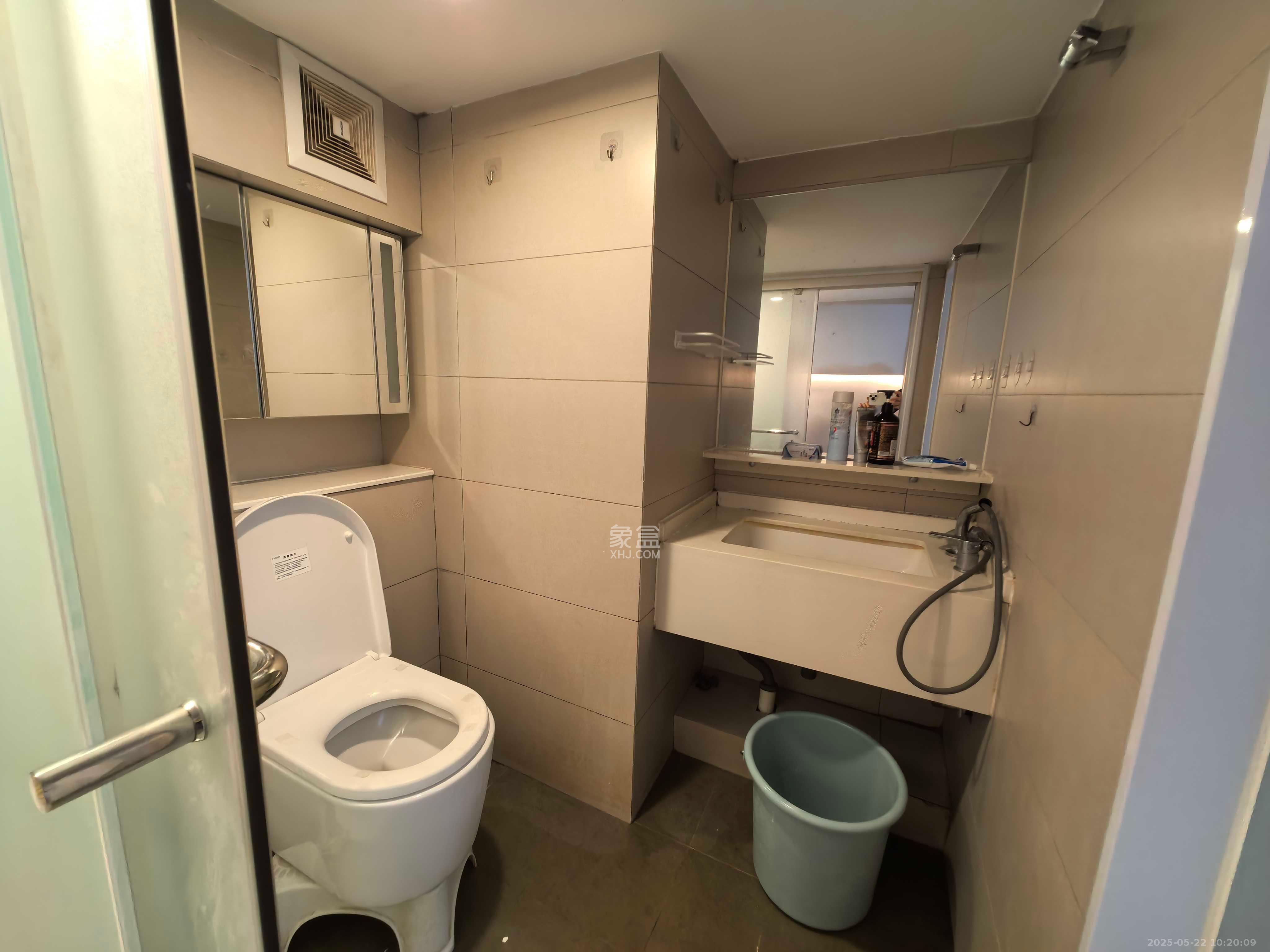 时代年华  2室1厅1卫    1350.0元/月 时代年华  2室1厅1卫    1350.0元/月