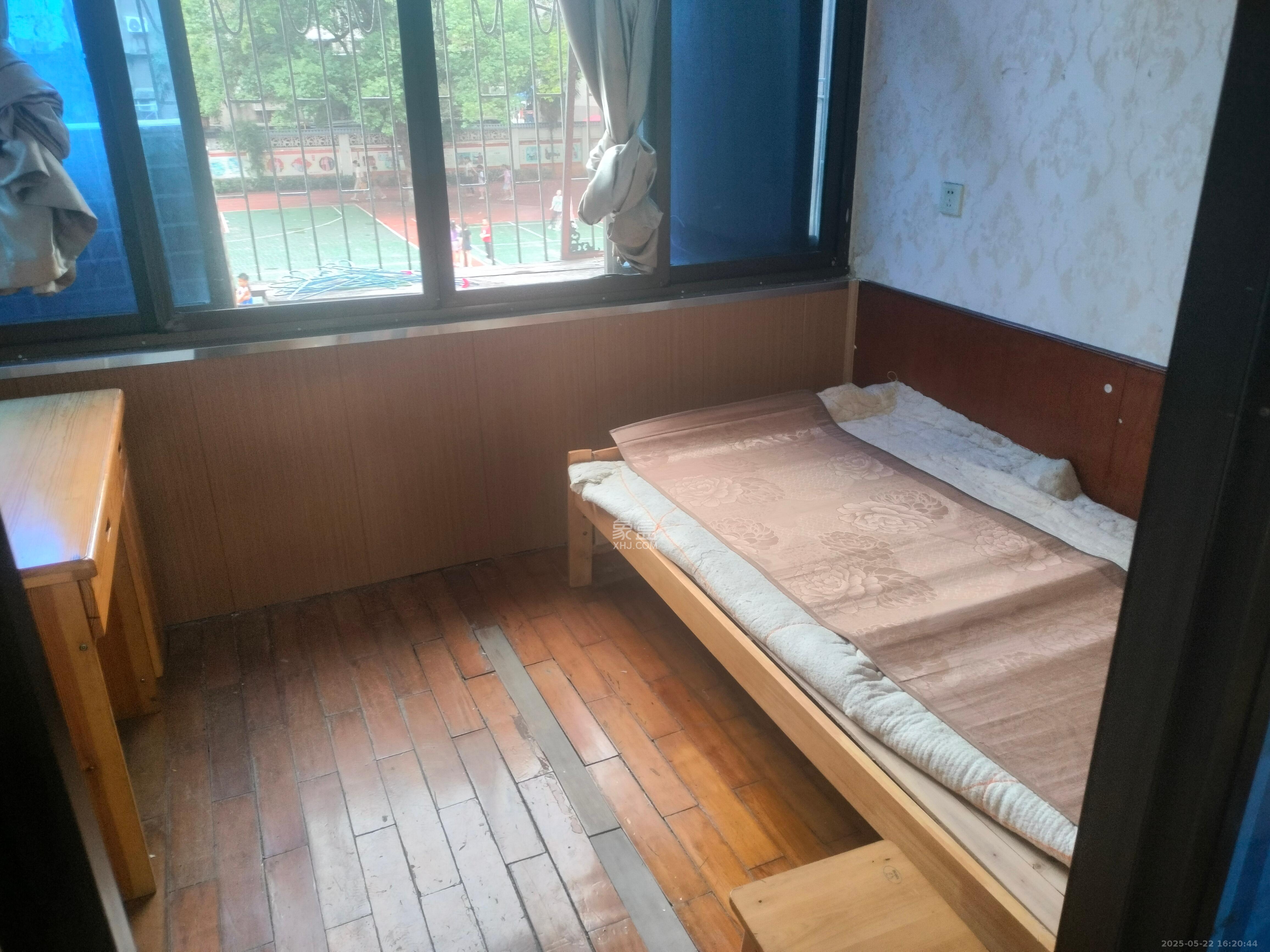 人民新村  2室1厅1卫    1400.0元/月 人民新村  2室1厅1卫    1400.0元/月室内图