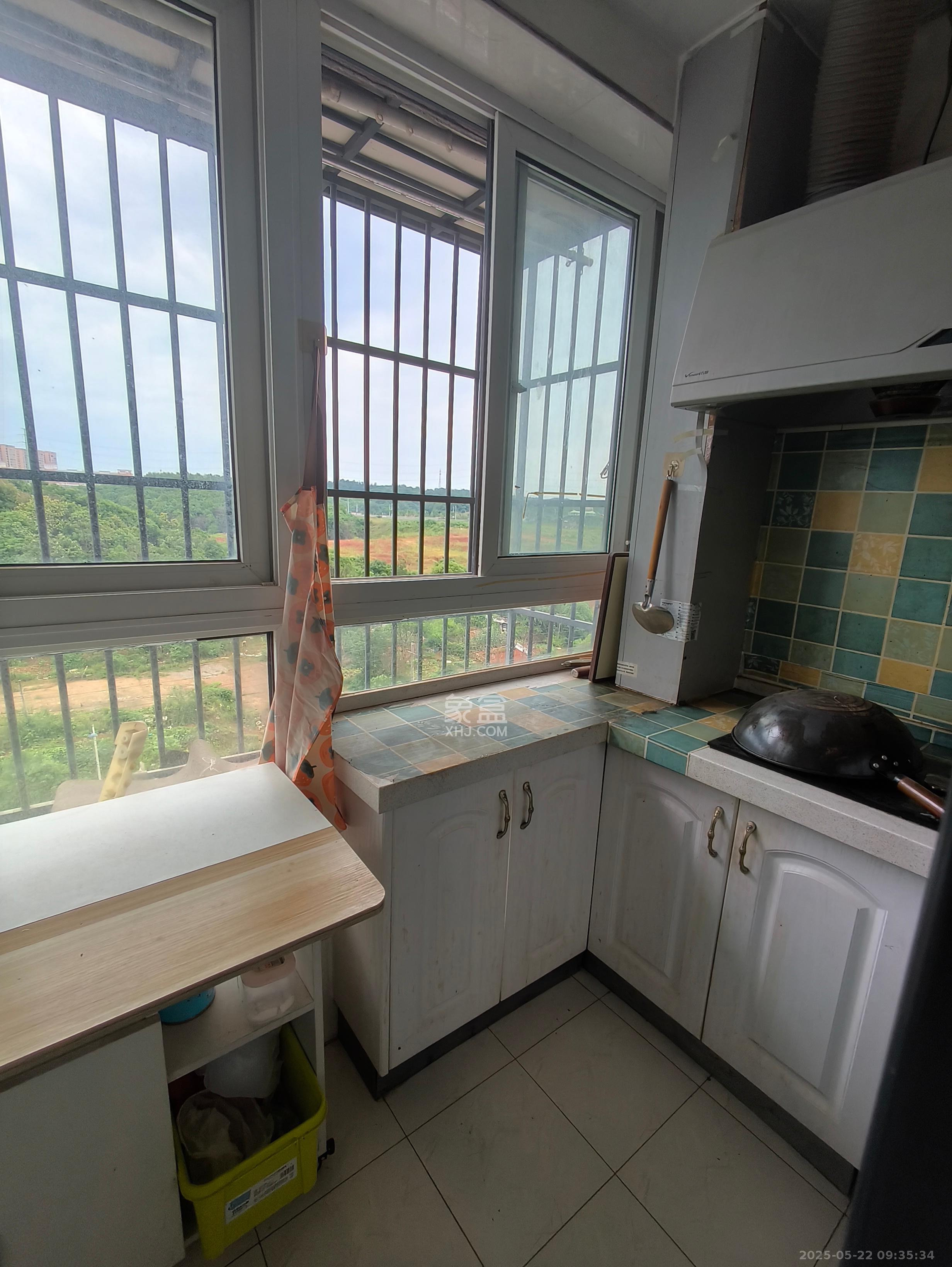 五矿紫湖香醍 1室1厅1卫 1100.0元/月 五矿紫湖香醍 1室1厅1卫 1100.0元/月室内图