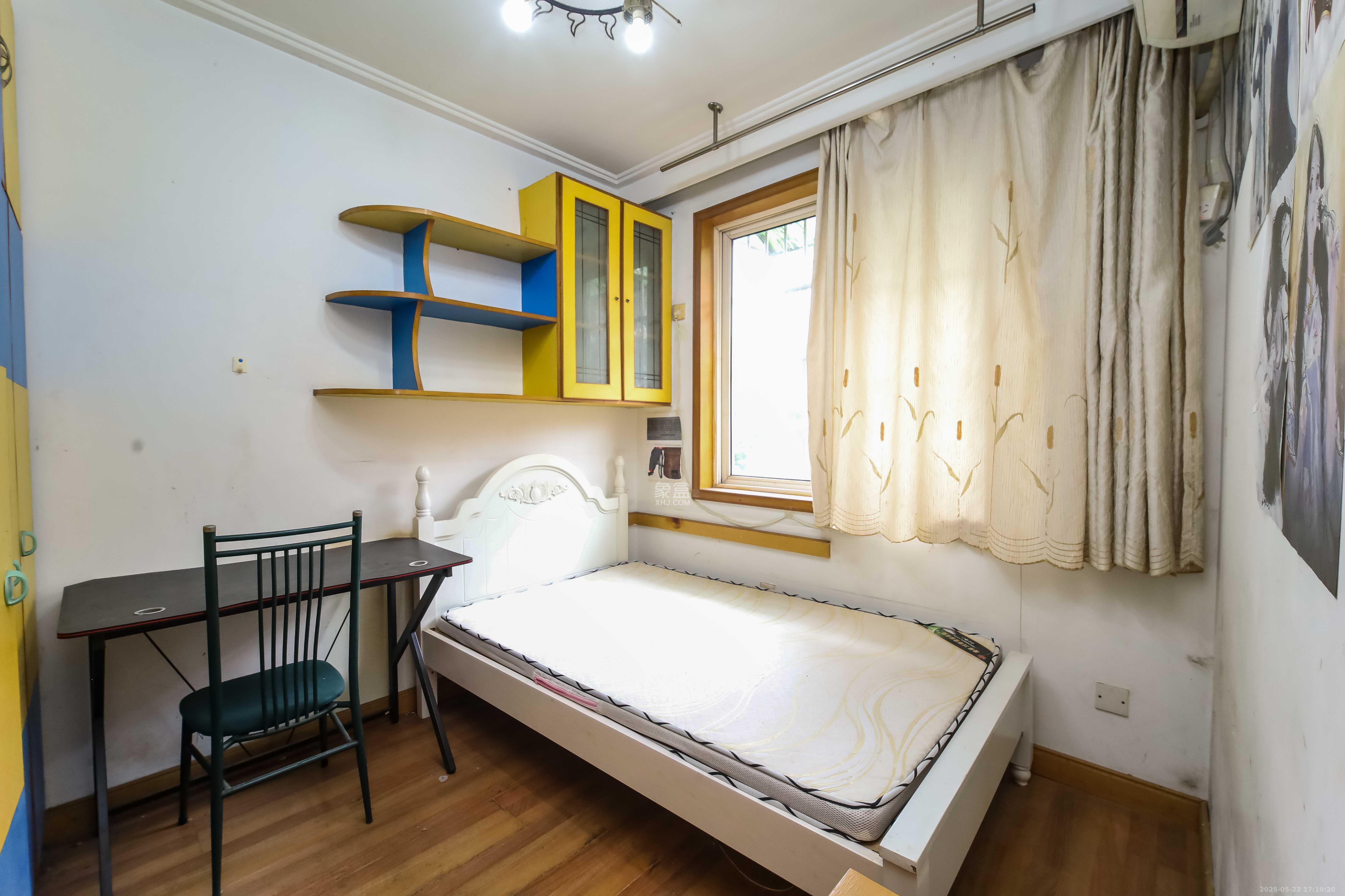 德政园  3室2厅1卫    54.0万 德政园  3室2厅1卫    54.0万卧室