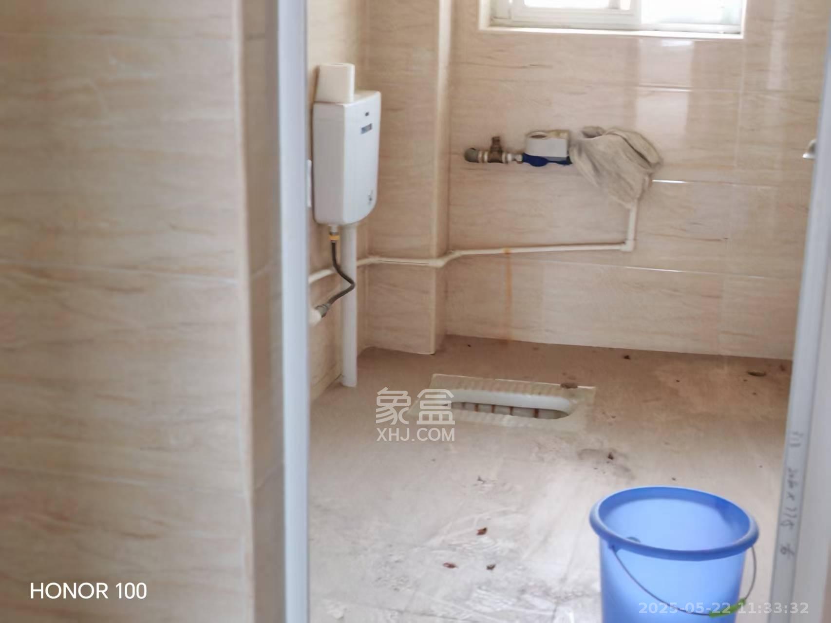 山水庭院  3室1厅1卫    1700.0元/月 山水庭院  3室1厅1卫    1700.0元/月户型图