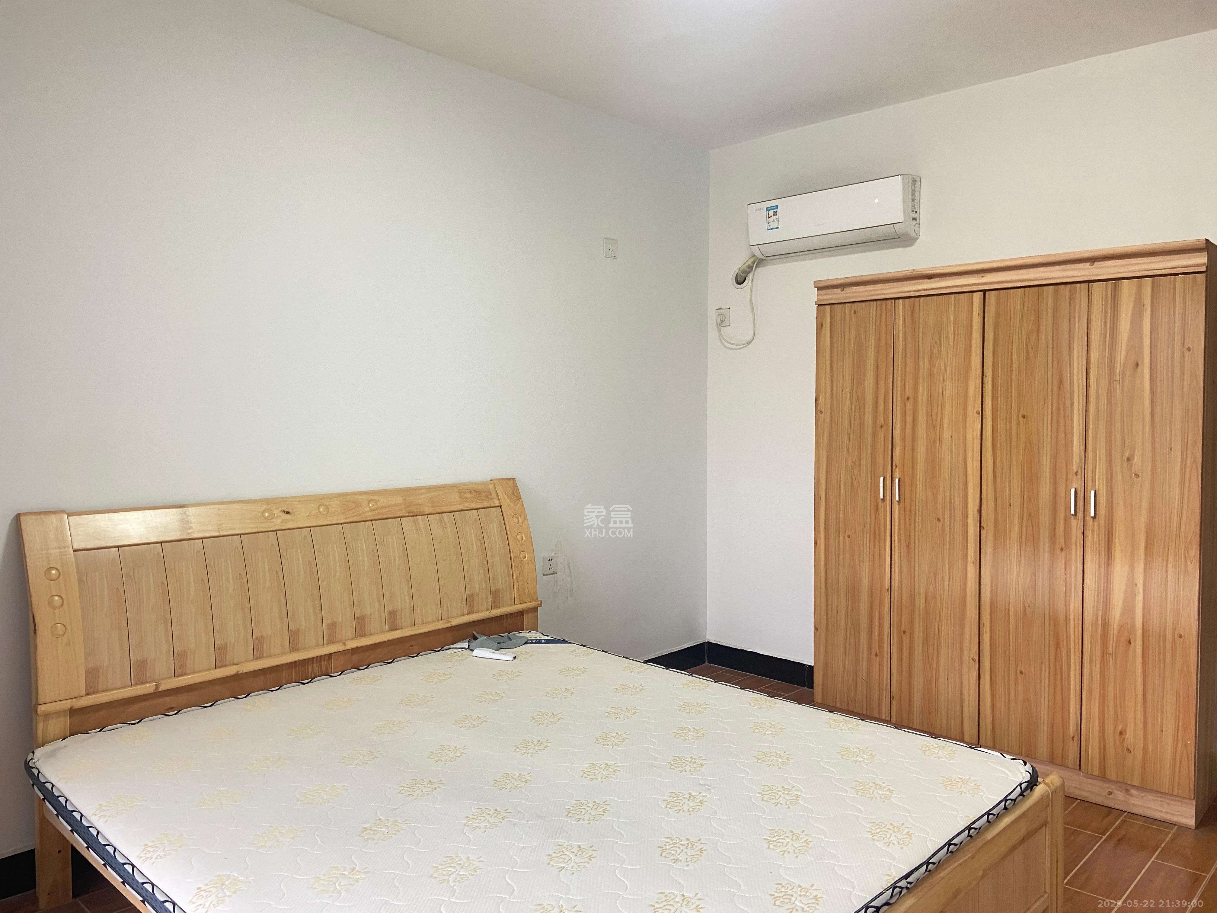 胜家雅苑  4室2厅2卫   3000.00元/月室内图