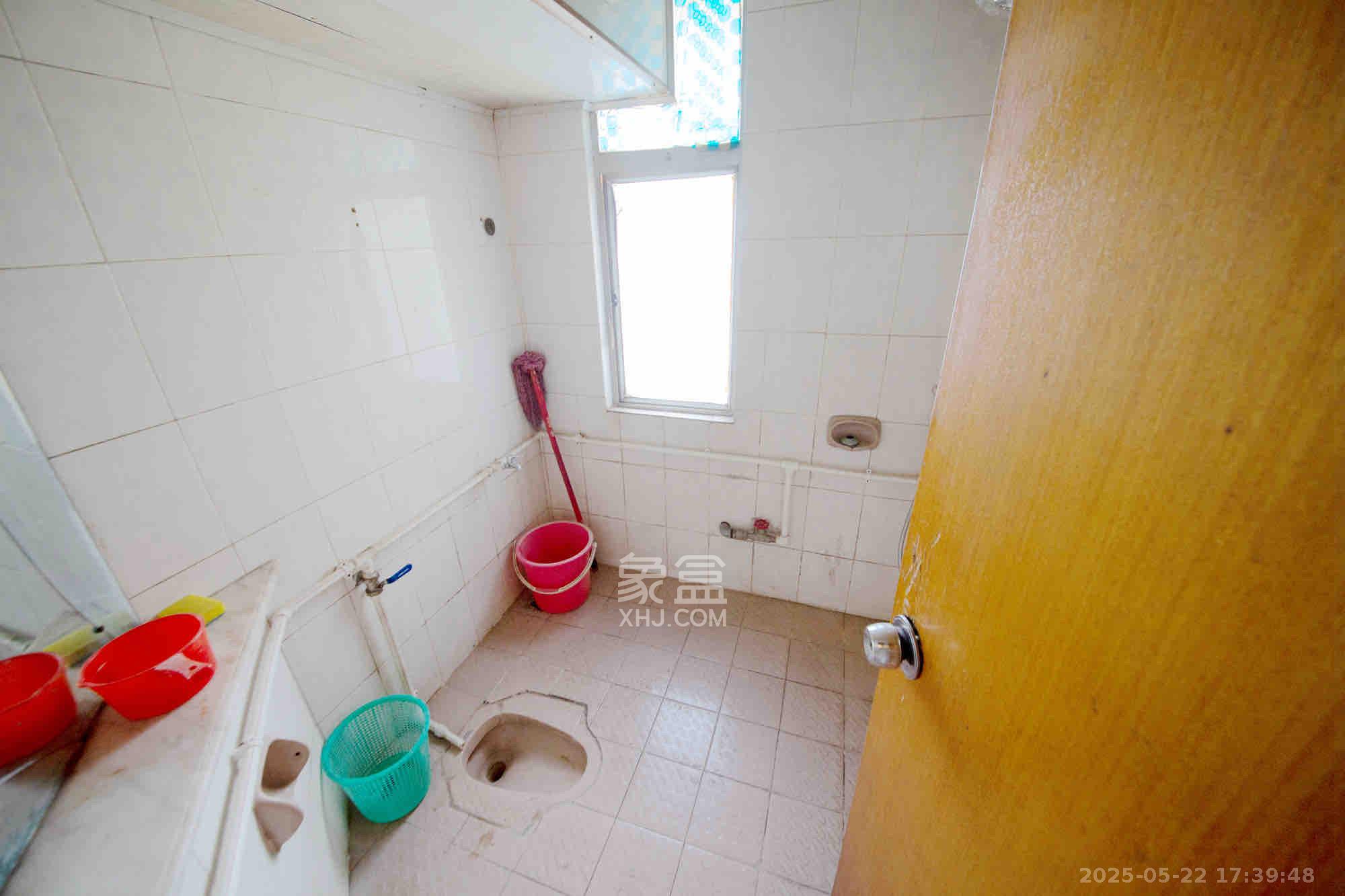 荷花园市直教师村(长沙市教育局直属教师二村) 1室2厅1卫 1000.0元/月 荷花园市直教师村(长沙市教育局直属教师二村) 1室2厅1卫 1000.0元/月室内图