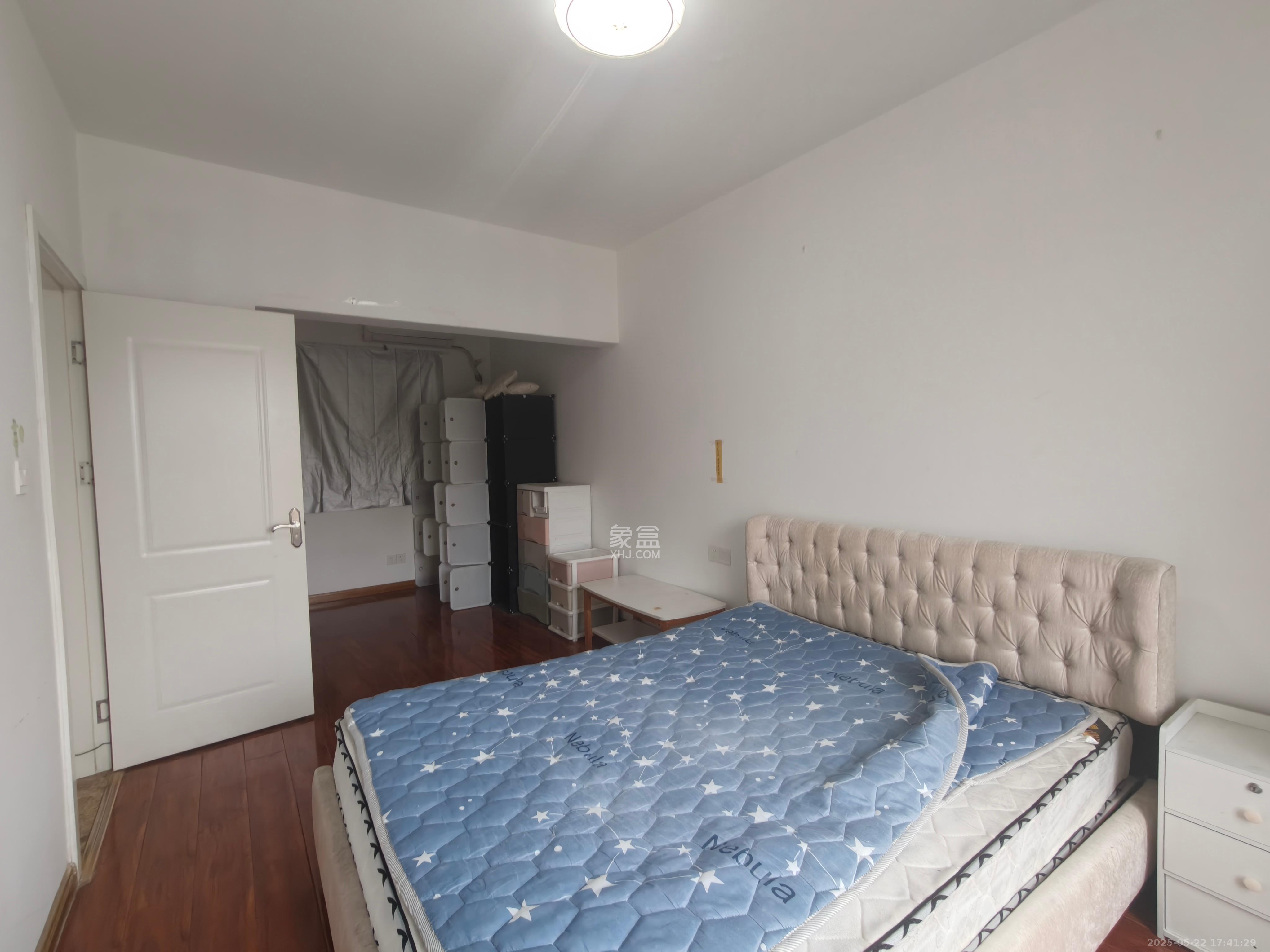 五矿沁园金城(春和景园) 2室2厅1卫 2200.0元/月 五矿沁园金城(春和景园) 2室2厅1卫 2200.0元/月室内图