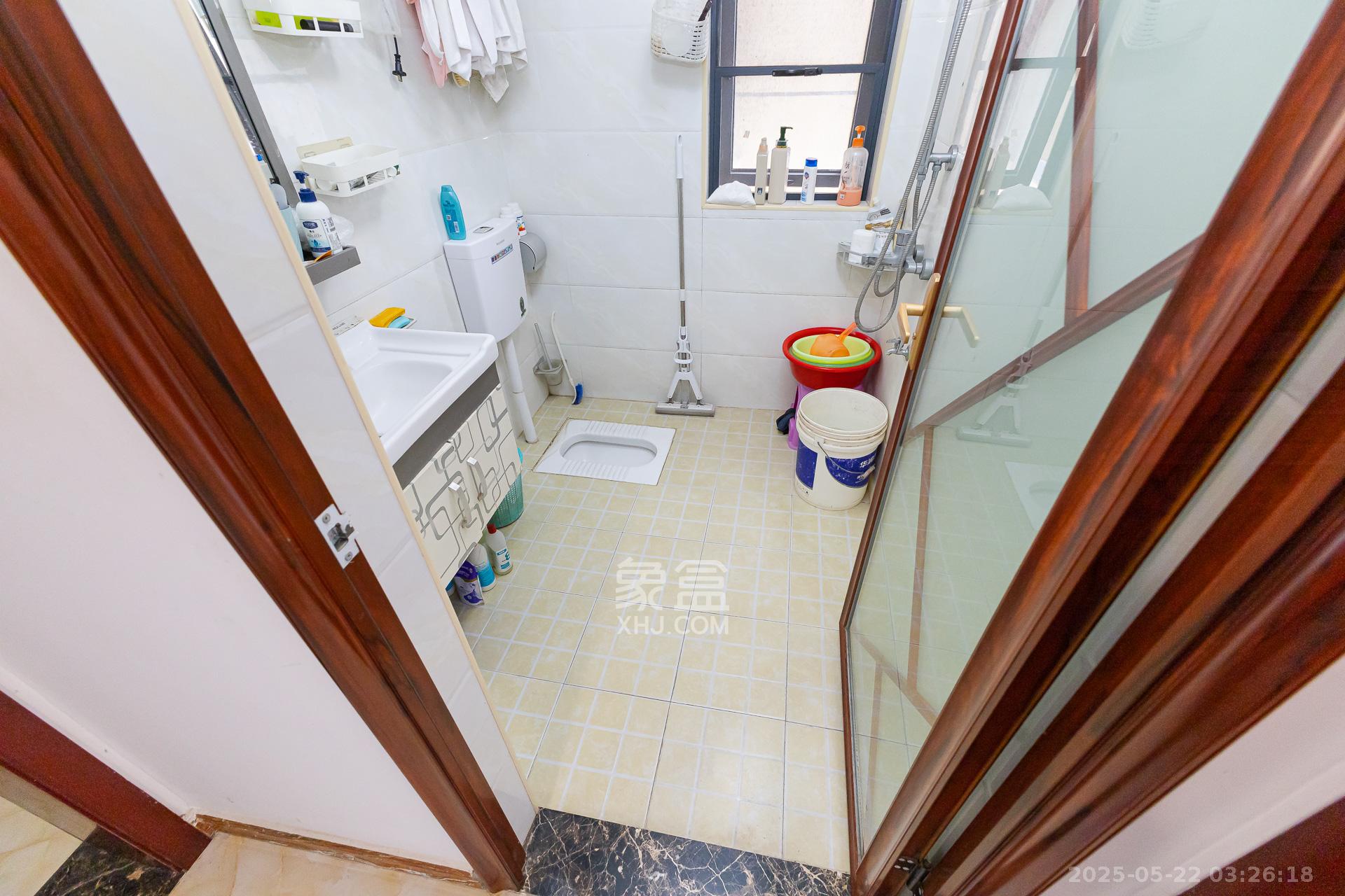 明发国际城  2室2厅1卫    68.0万 明发国际城  2室2厅1卫    68.0万卫生间