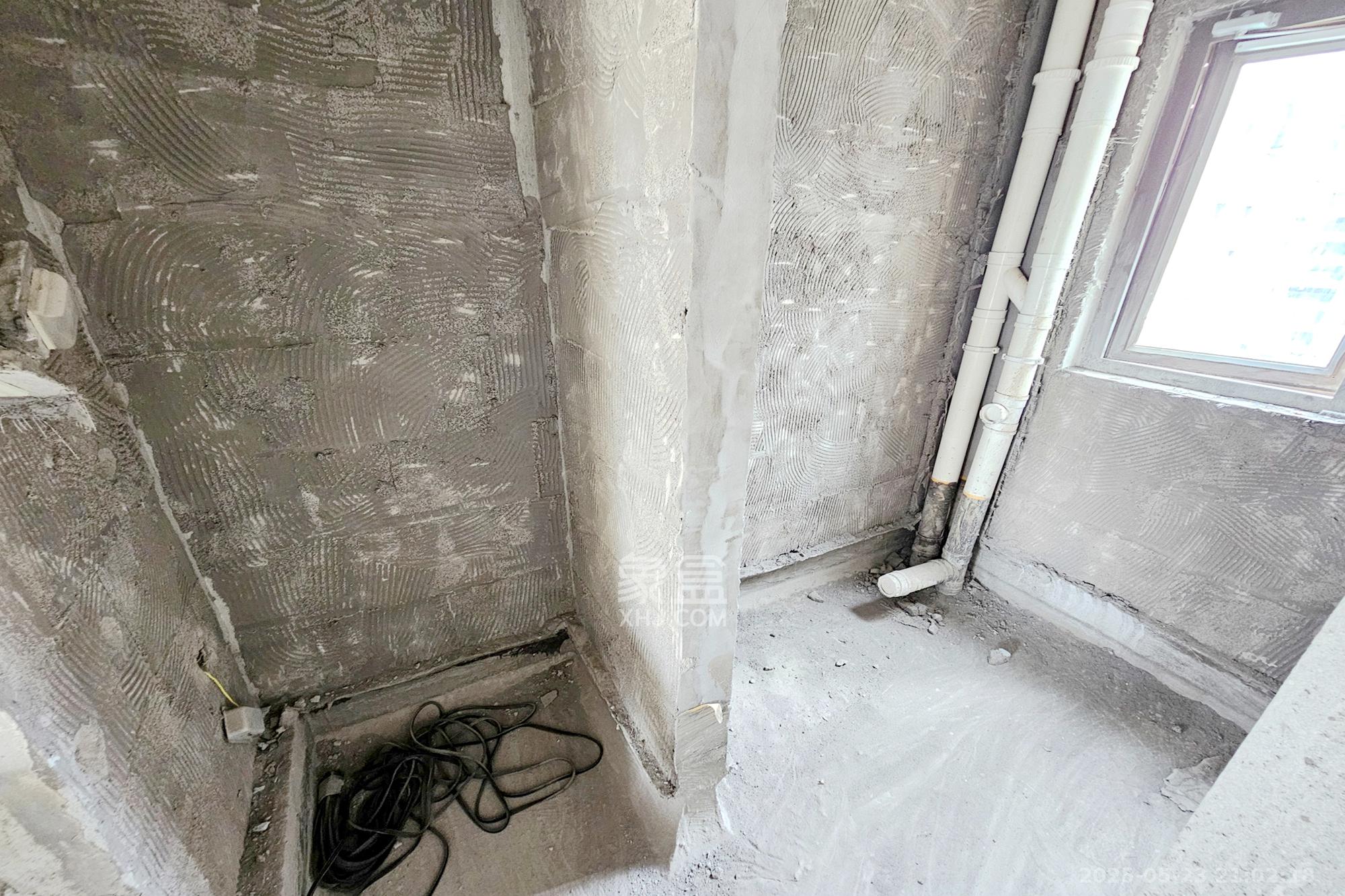 阳光城尚东湾蓝莓苑 4室2厅2卫 140.0万 阳光城尚东湾蓝莓苑 4室2厅2卫 140.0万卫生间