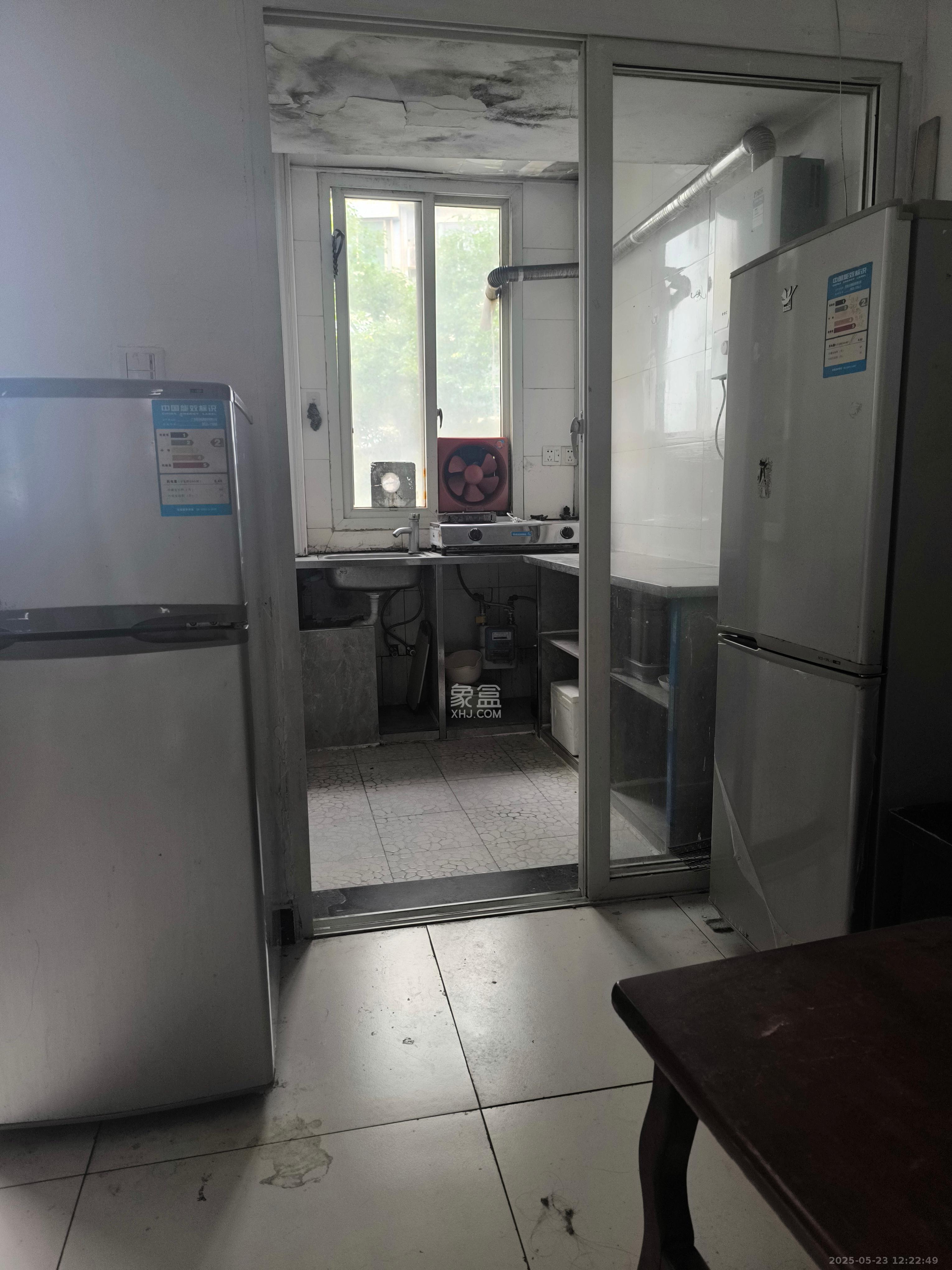 下麻园岭散盘 1室0厅0卫 2000.0元/月 下麻园岭散盘 1室0厅0卫 2000.0元/月室内图