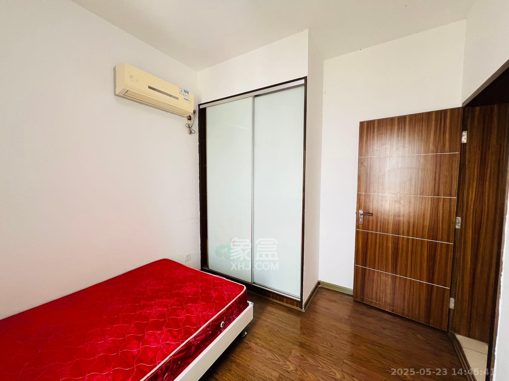 尚东紫郡  3室2厅1卫    2650.0元/月 尚东紫郡  3室2厅1卫    2650.0元/月室内图