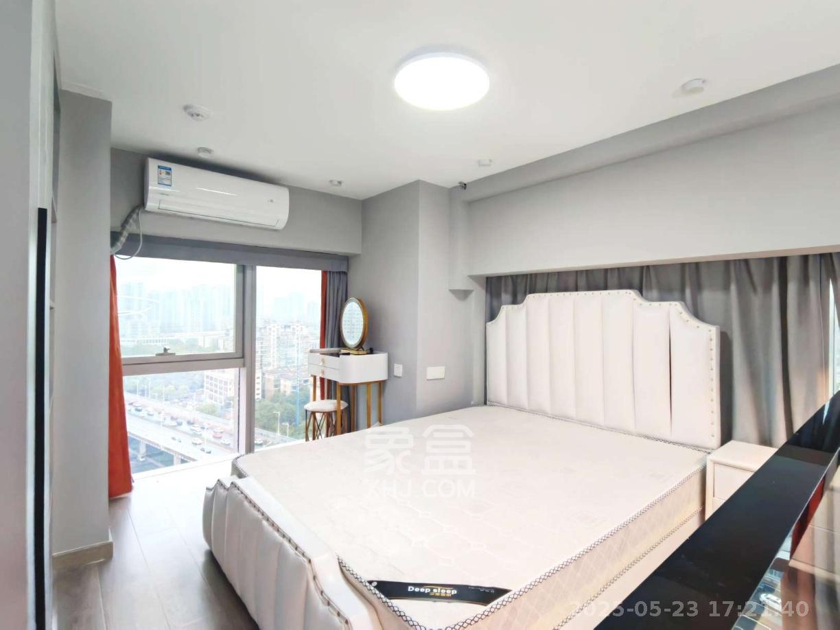 卓越伊景寓  2室1厅1卫    2250.0元/月室内图