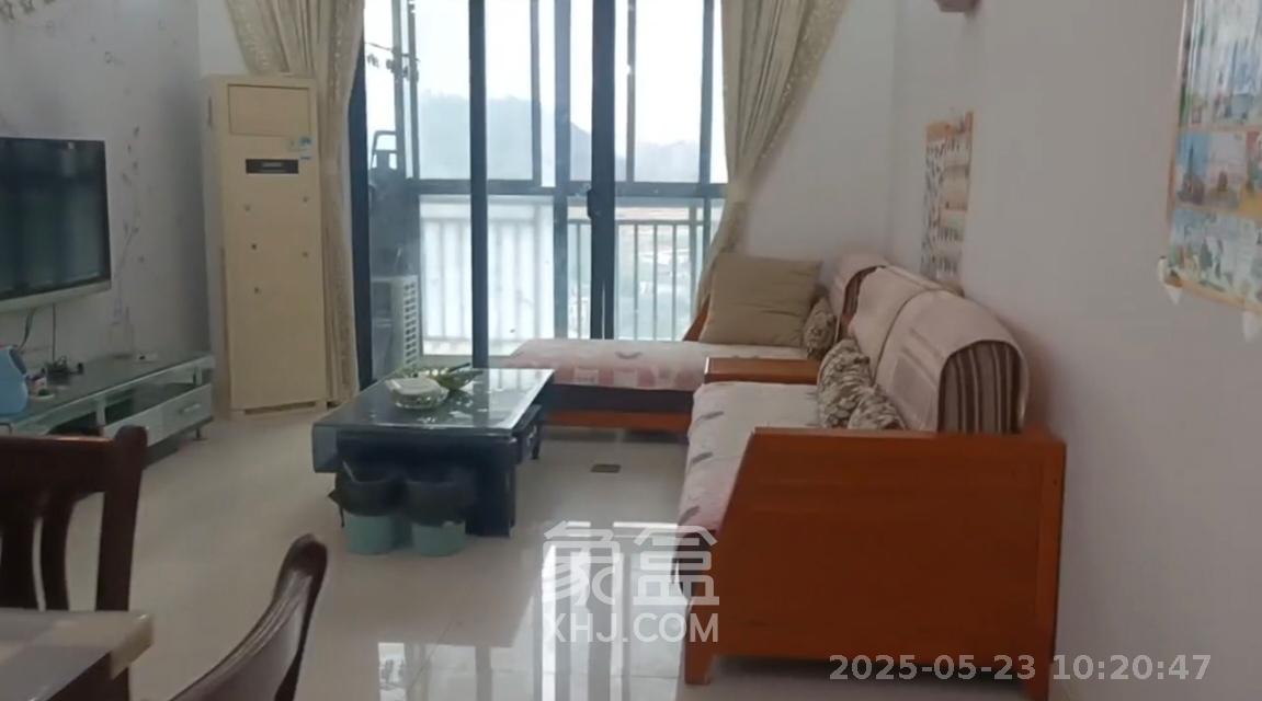 莱茵城  3室2厅1卫    2000.0元/月